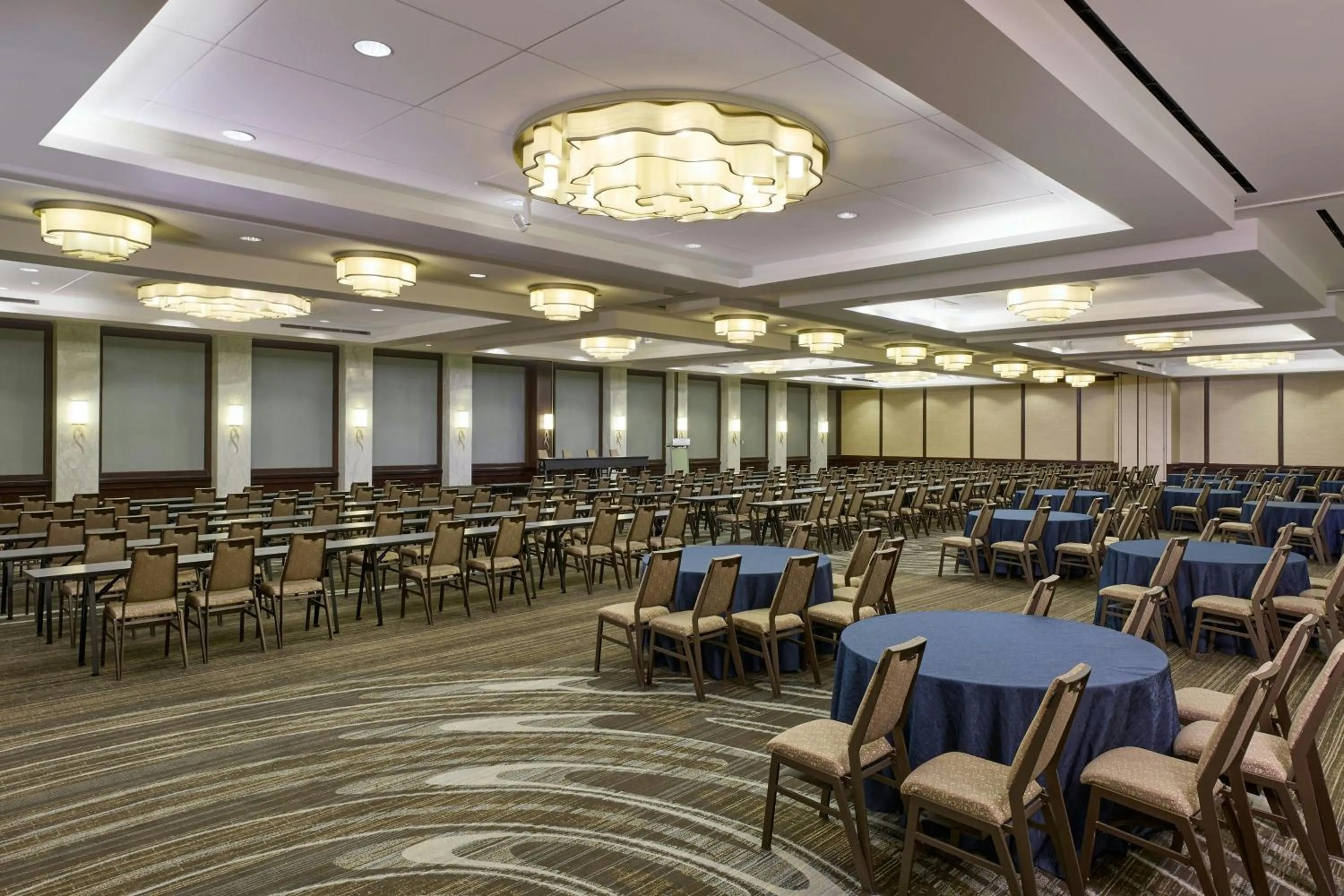 Meeting/conference room in The Westin Michigan Avenue Chicago