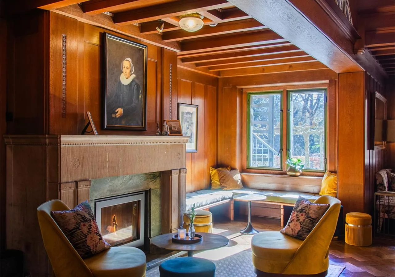 Lounge or bar in Landgoed Huize Bergen Den Bosch - Vught