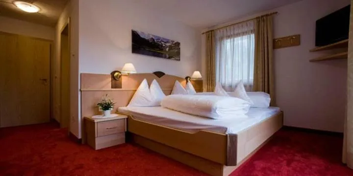 Bedroom, Bed in Hotel Pfandleralm