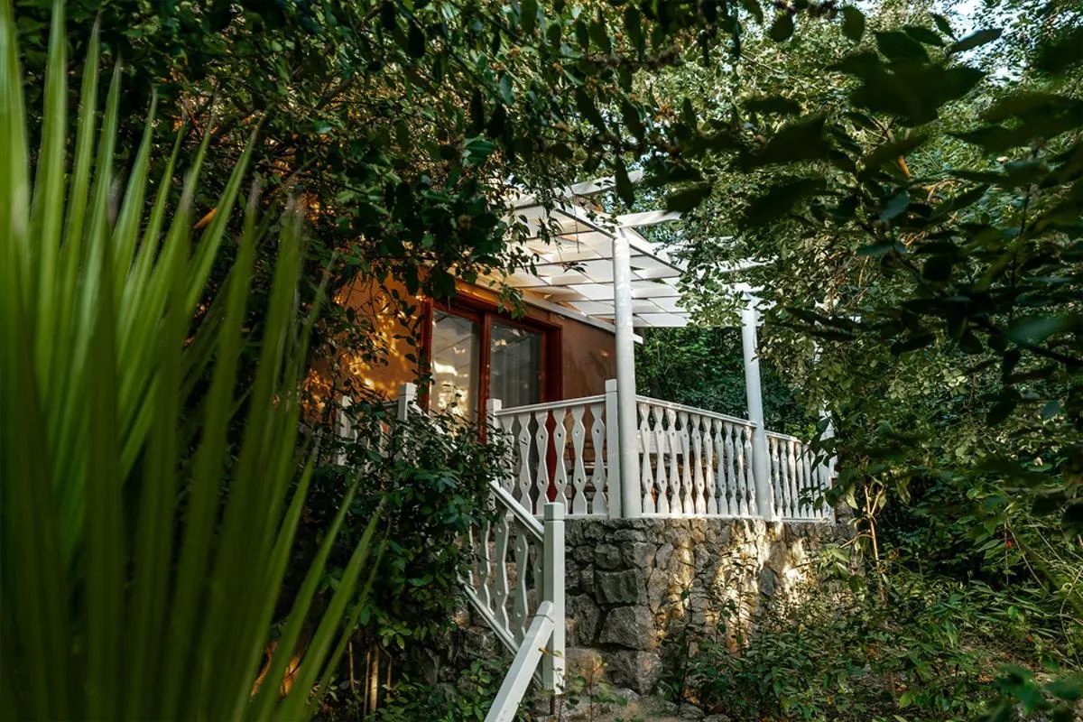 Mountain view in Nautical Hotel