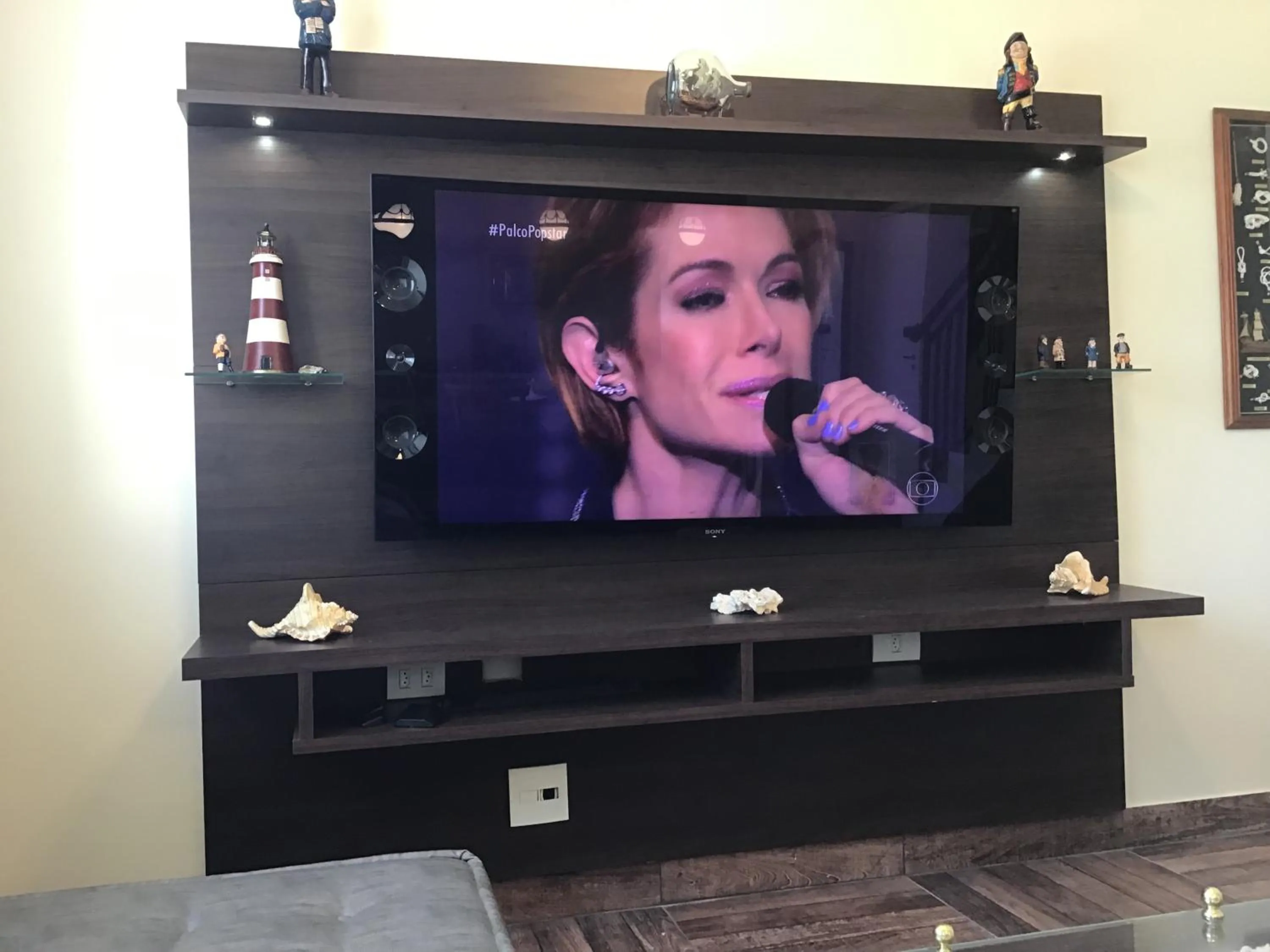 Communal lounge/ TV room in Duplex charmoso