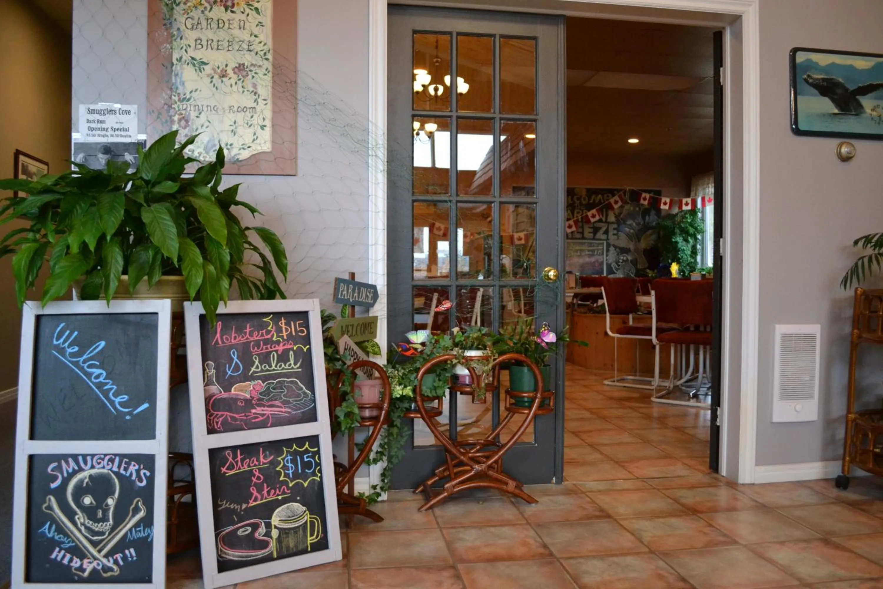 Restaurant/places to eat in Silverwood Inn Hotel Bay Roberts