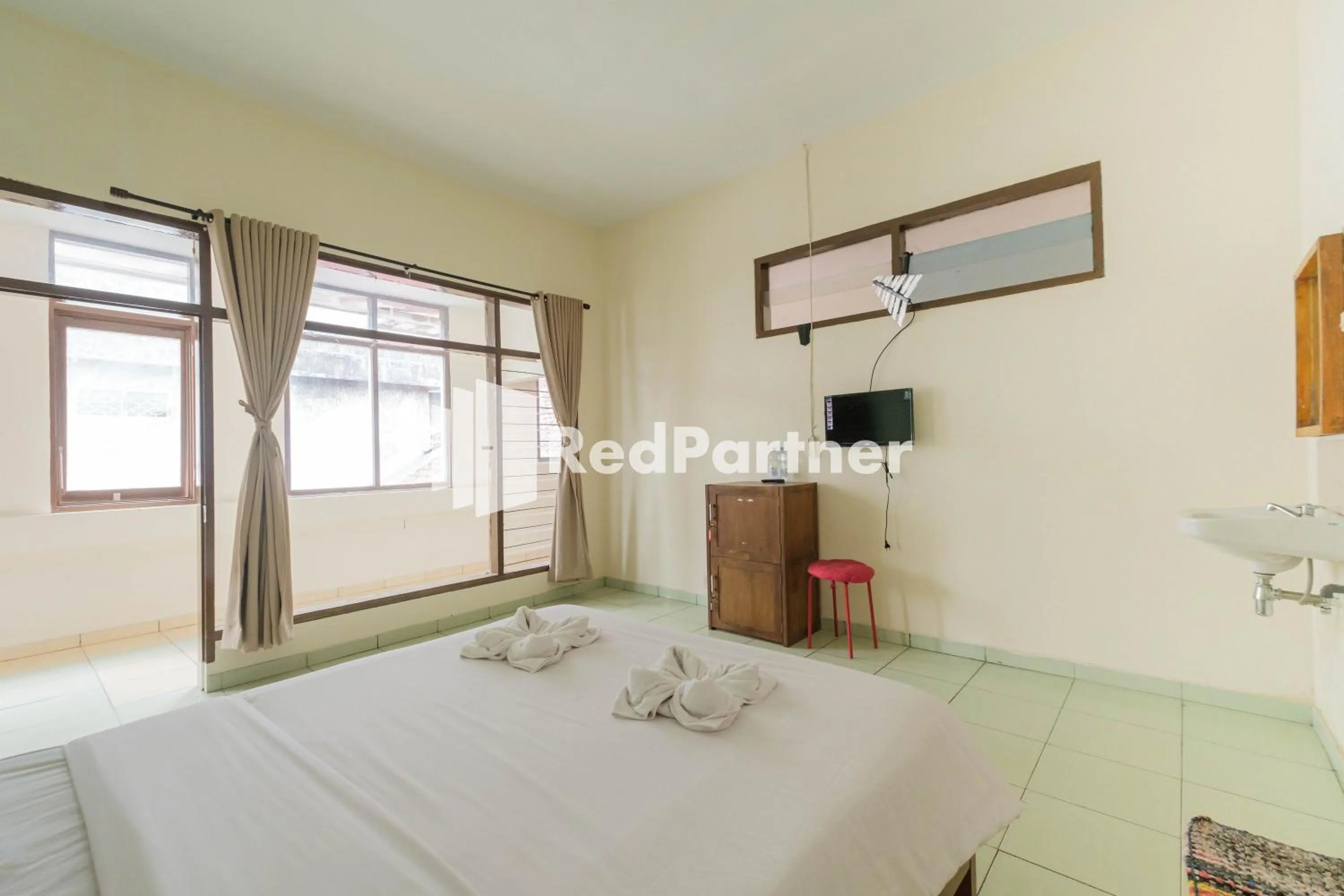 Bedroom in Pondok Cahya Panorama Lembang RedPartner