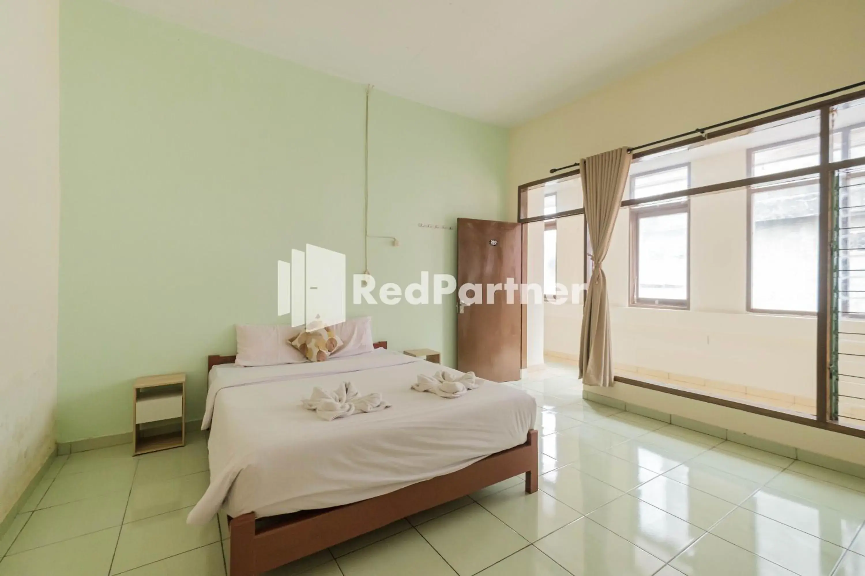 Pondok Cahya Panorama Lembang RedPartner Pondok Cahya Panorama Lembang RedPartner