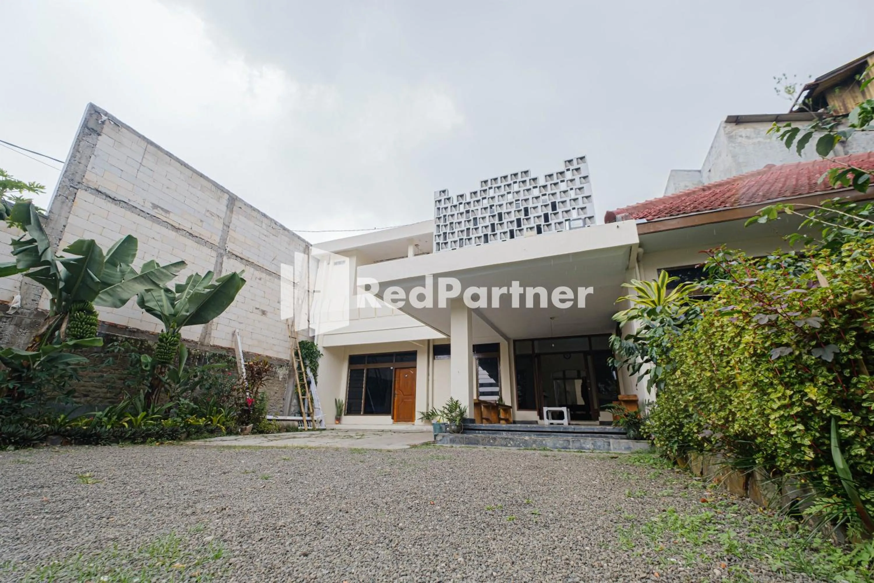 Property building in Pondok Cahya Panorama Lembang RedPartner