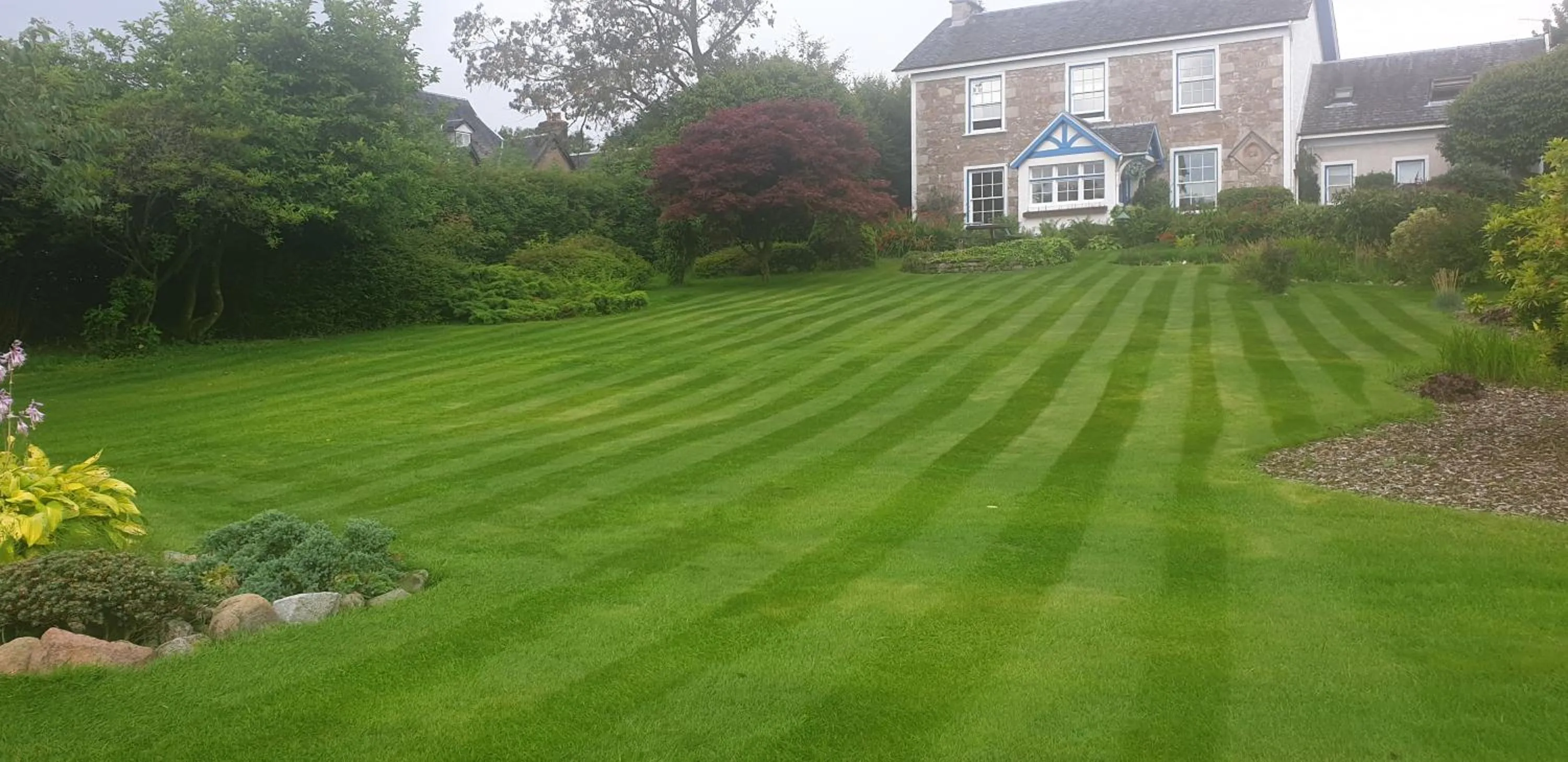 CREAG DHUBH COUNTRY HOUSE