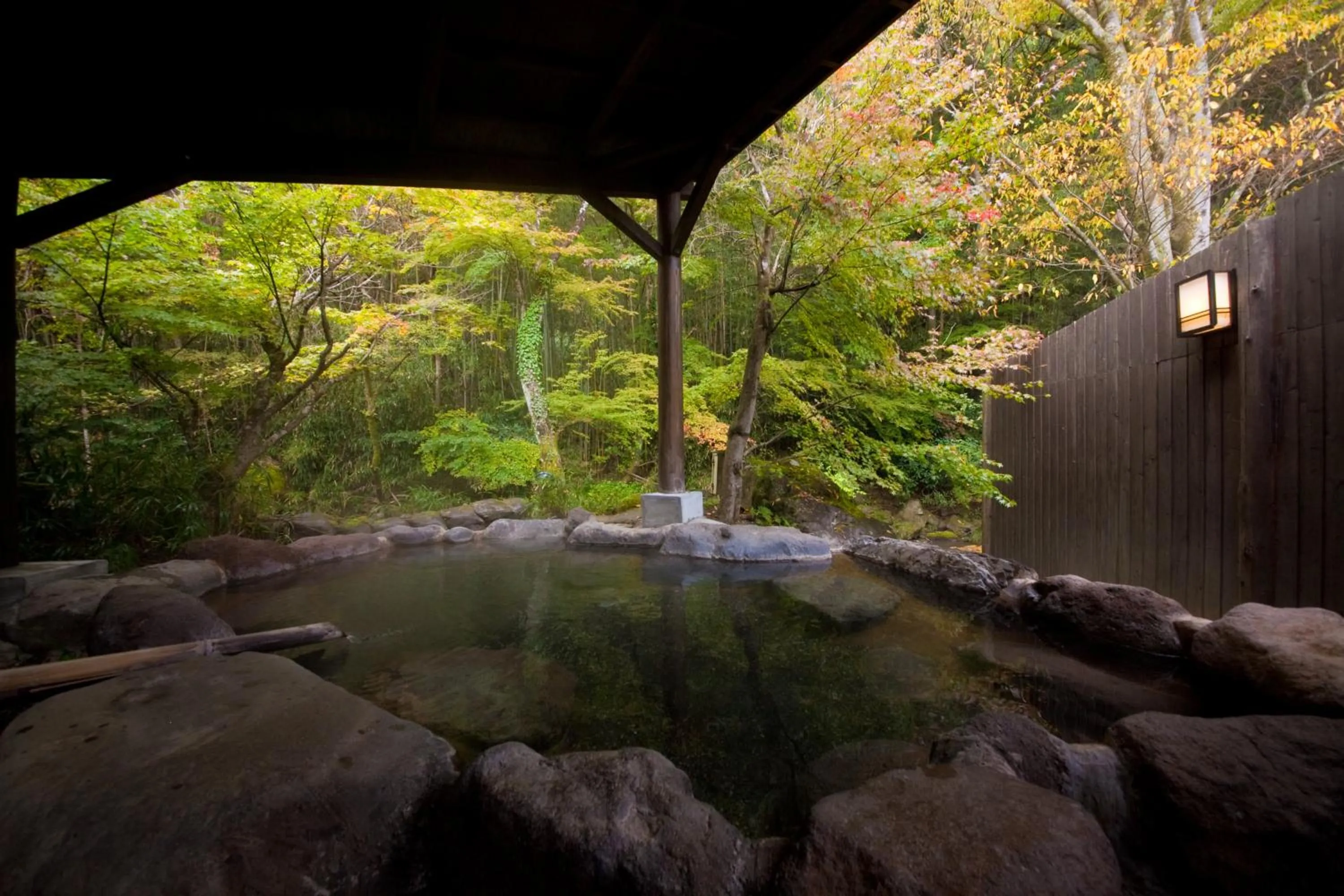 Hot Spring Bath in Yufuin Gettouan