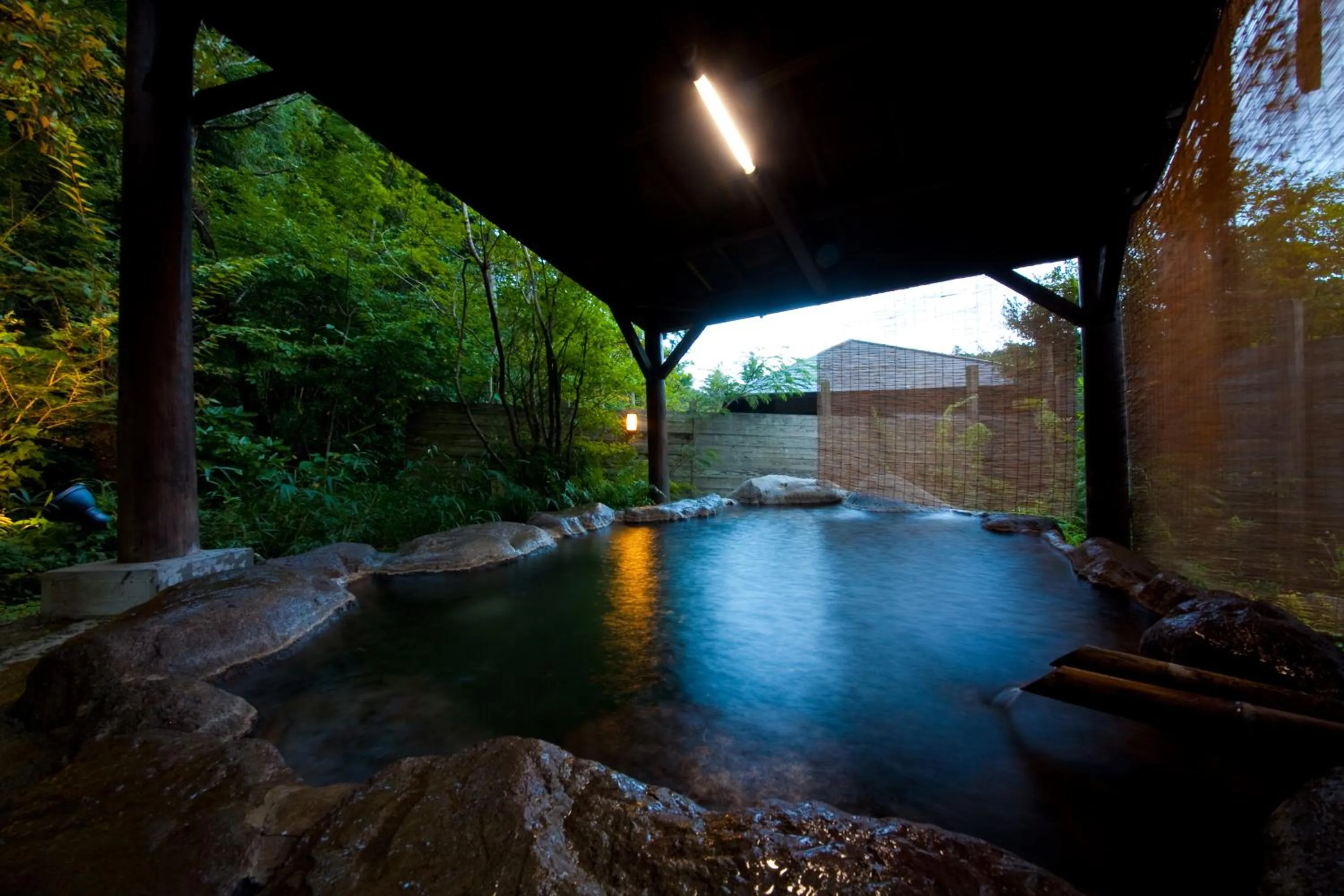 Hot Spring Bath in Yufuin Gettouan