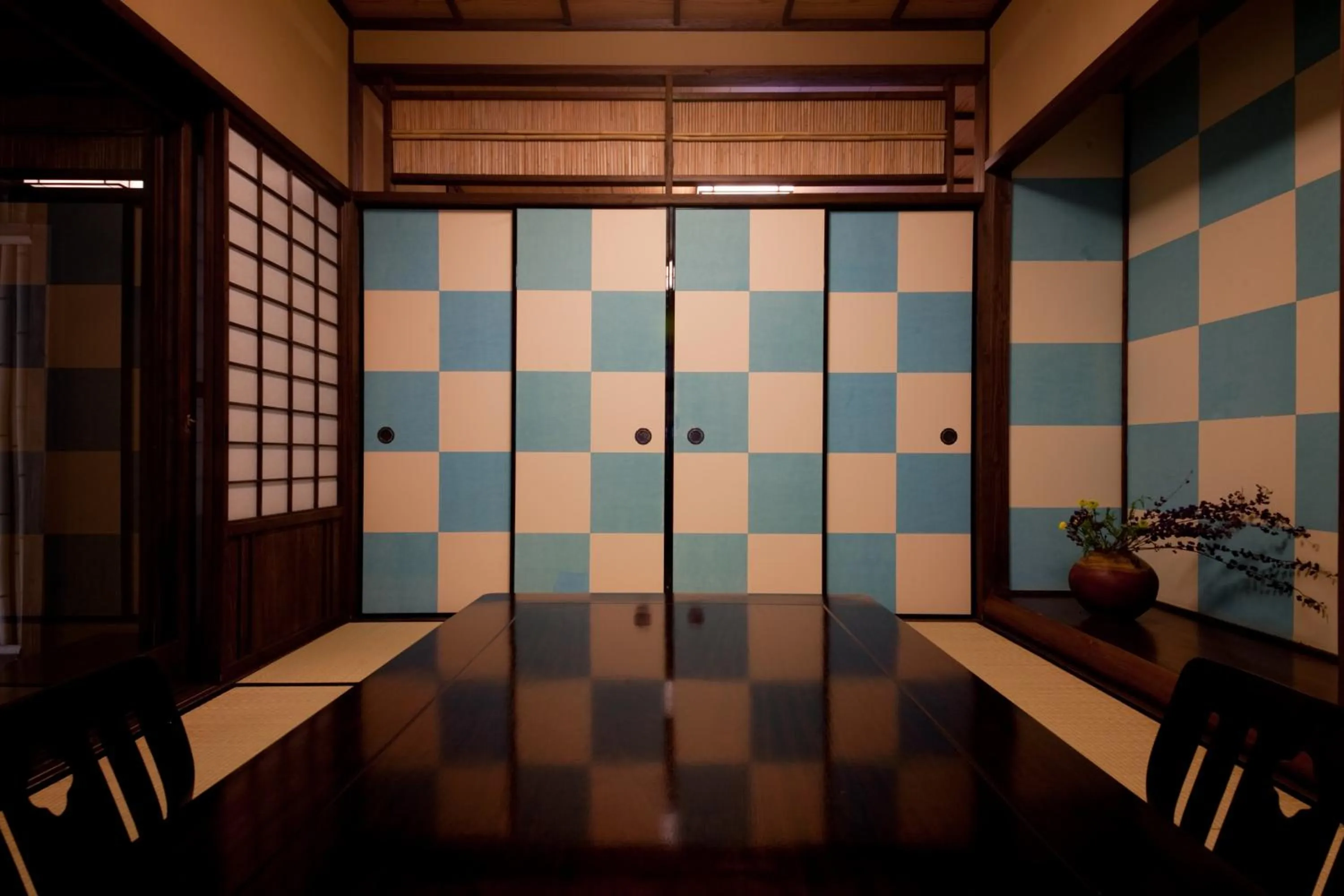 Decorative detail in Yufuin Gettouan