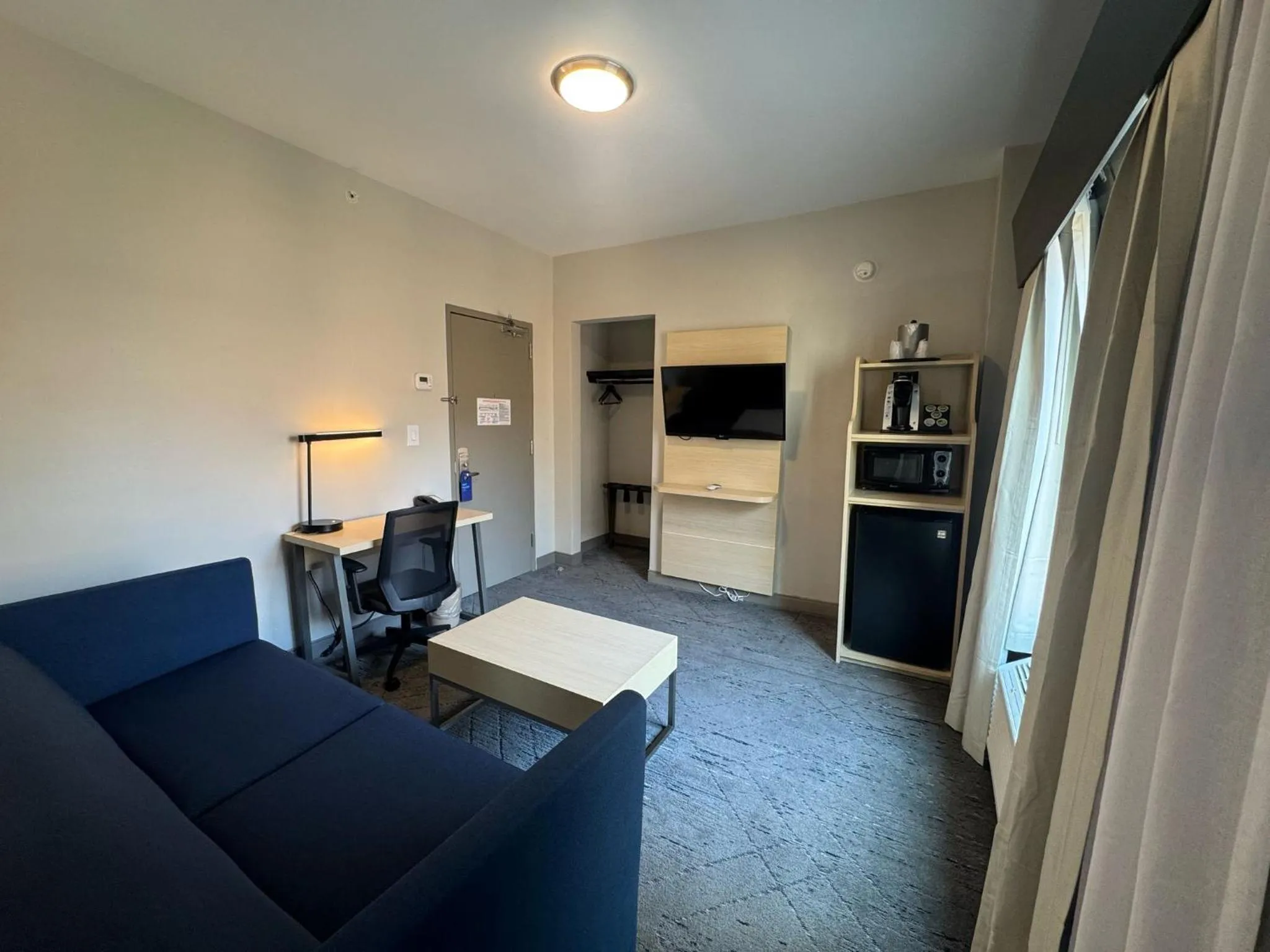 Holiday Inn Express & Suites - Atlanta Downtown by IHG