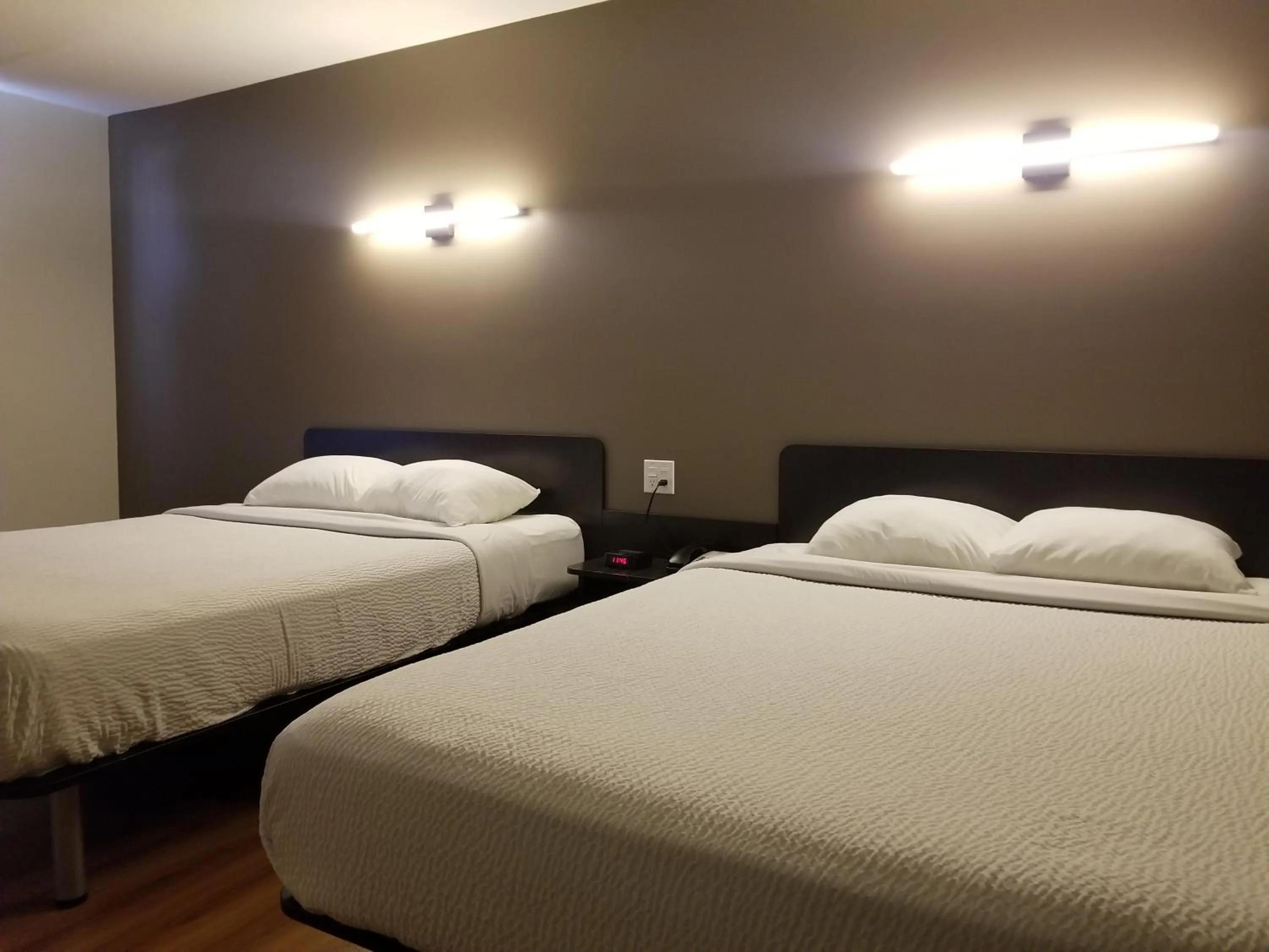 Bed in Joys Inn Innisfail, AB