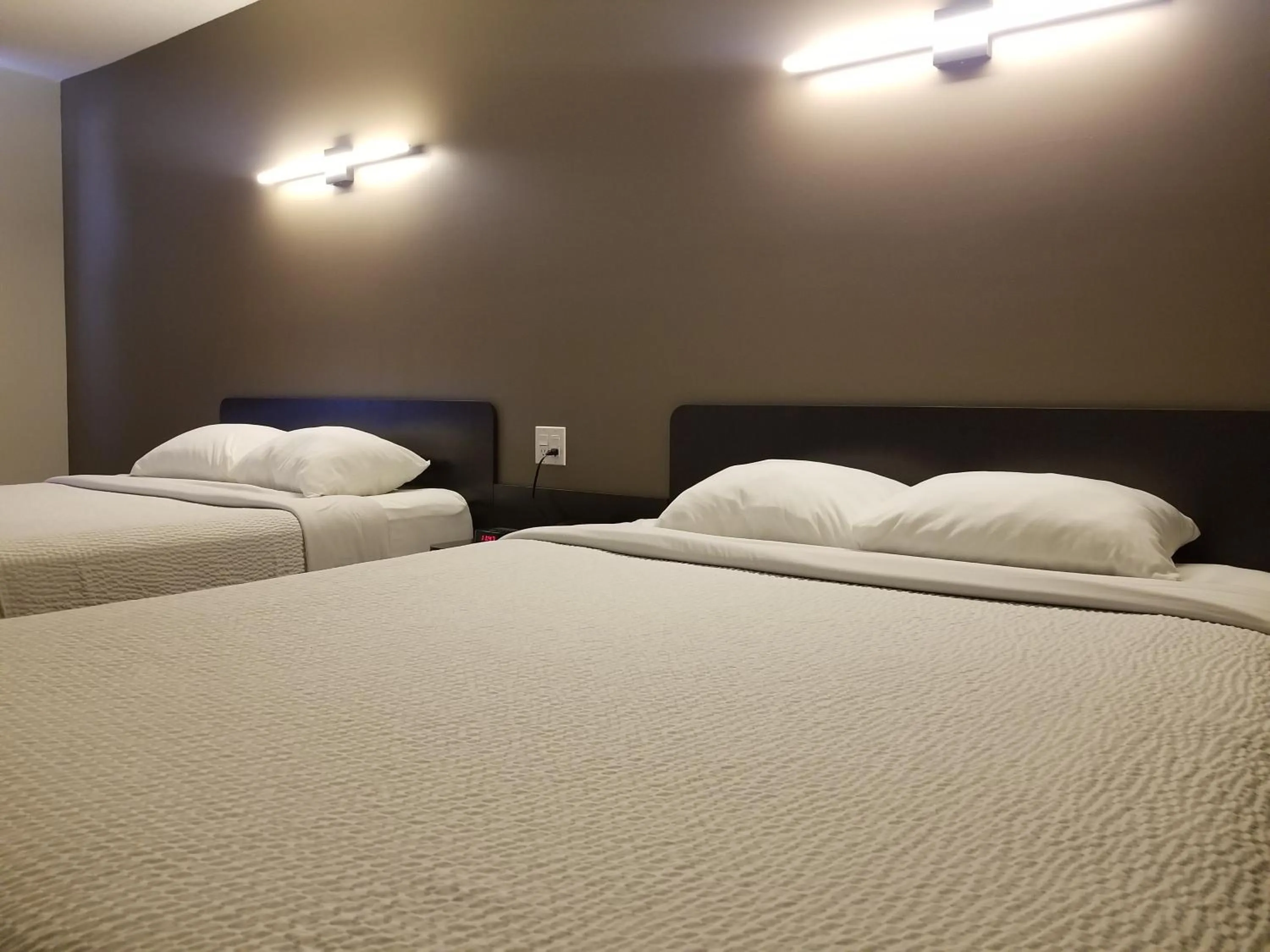 Bed in Joys Inn Innisfail, AB