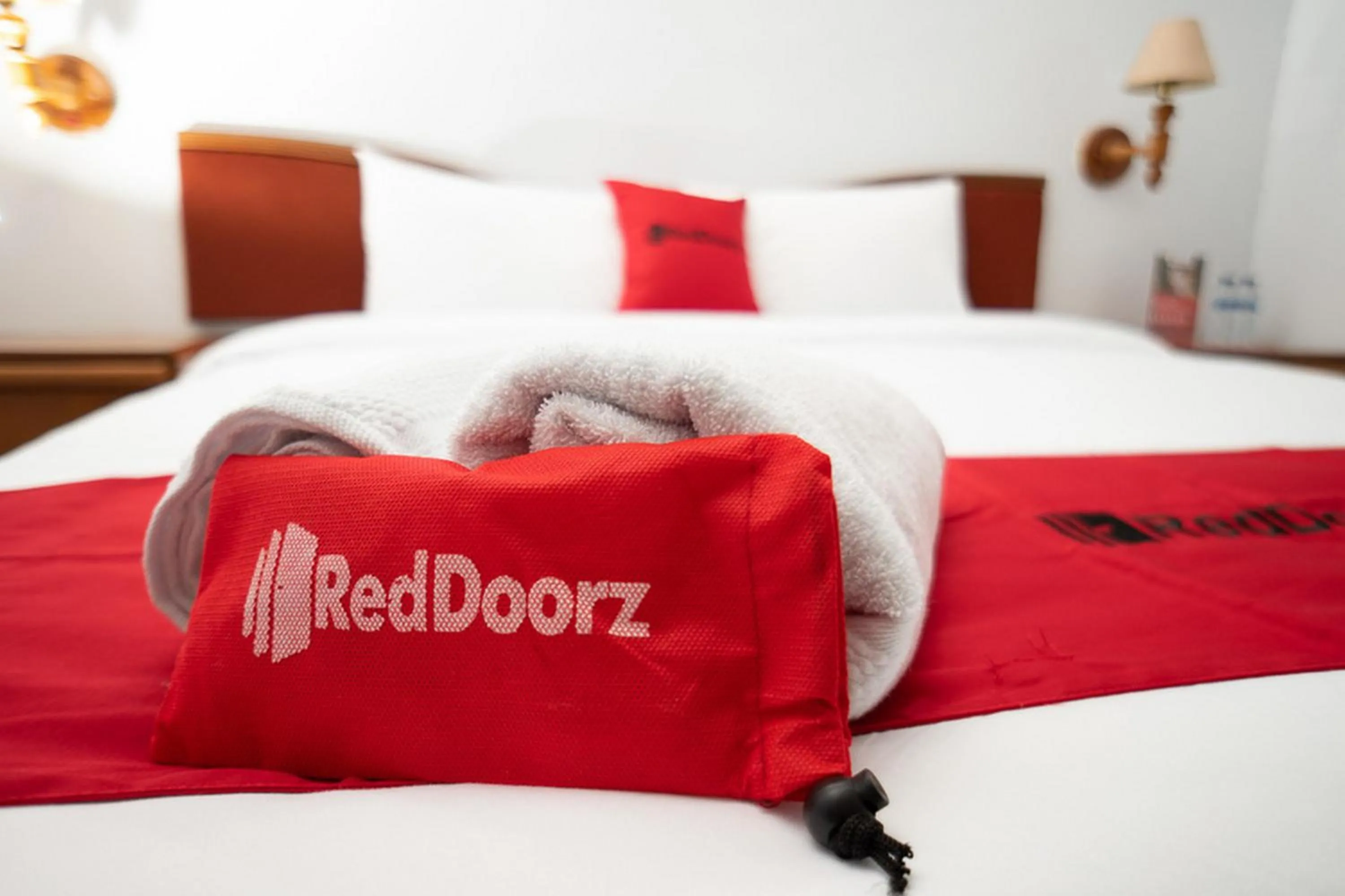 Bed in RedDoorz @ Hotel Damanaka Pangalengan