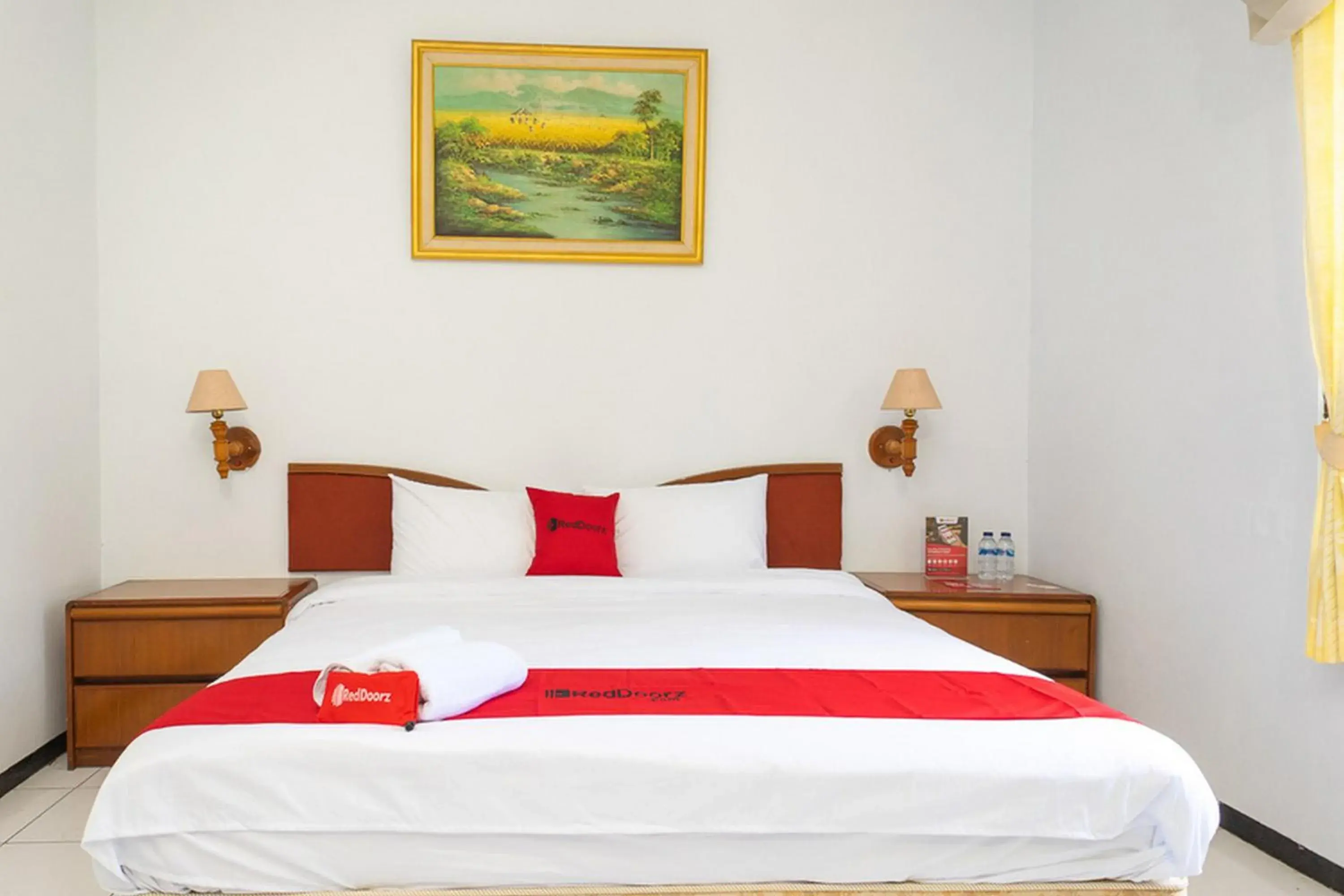 Suite in RedDoorz @ Hotel Damanaka Pangalengan Suite in RedDoorz @ Hotel Damanaka Pangalengan