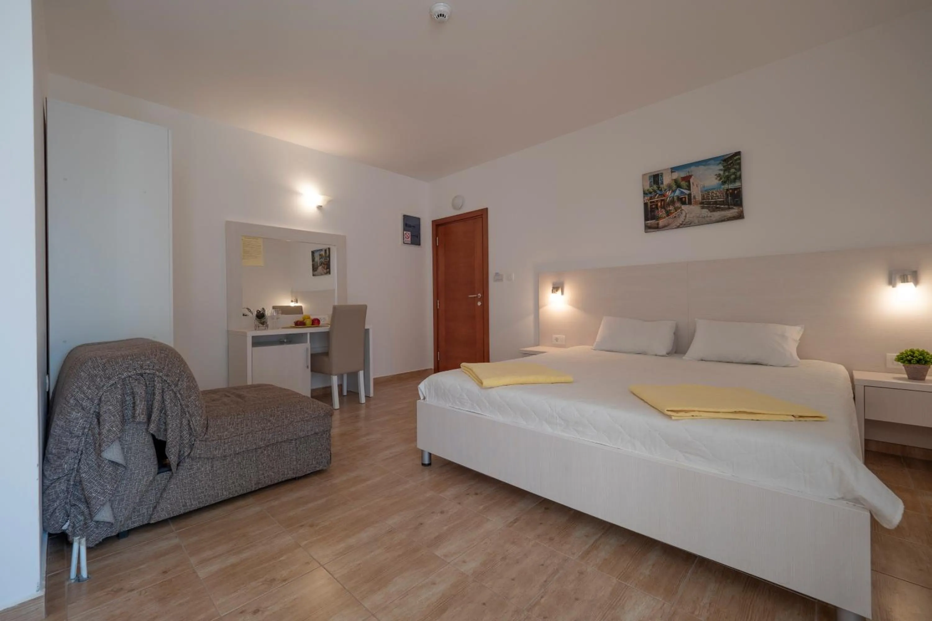 Bedroom, Bed in Villa Skyprime