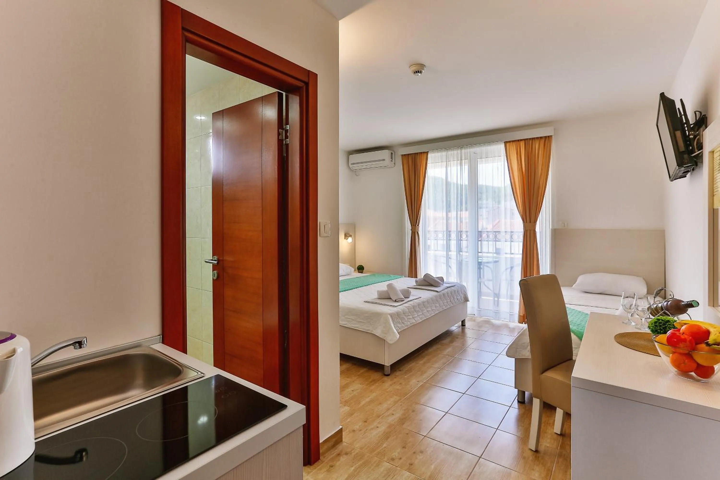 View (from property/room), Bed in Villa Skyprime