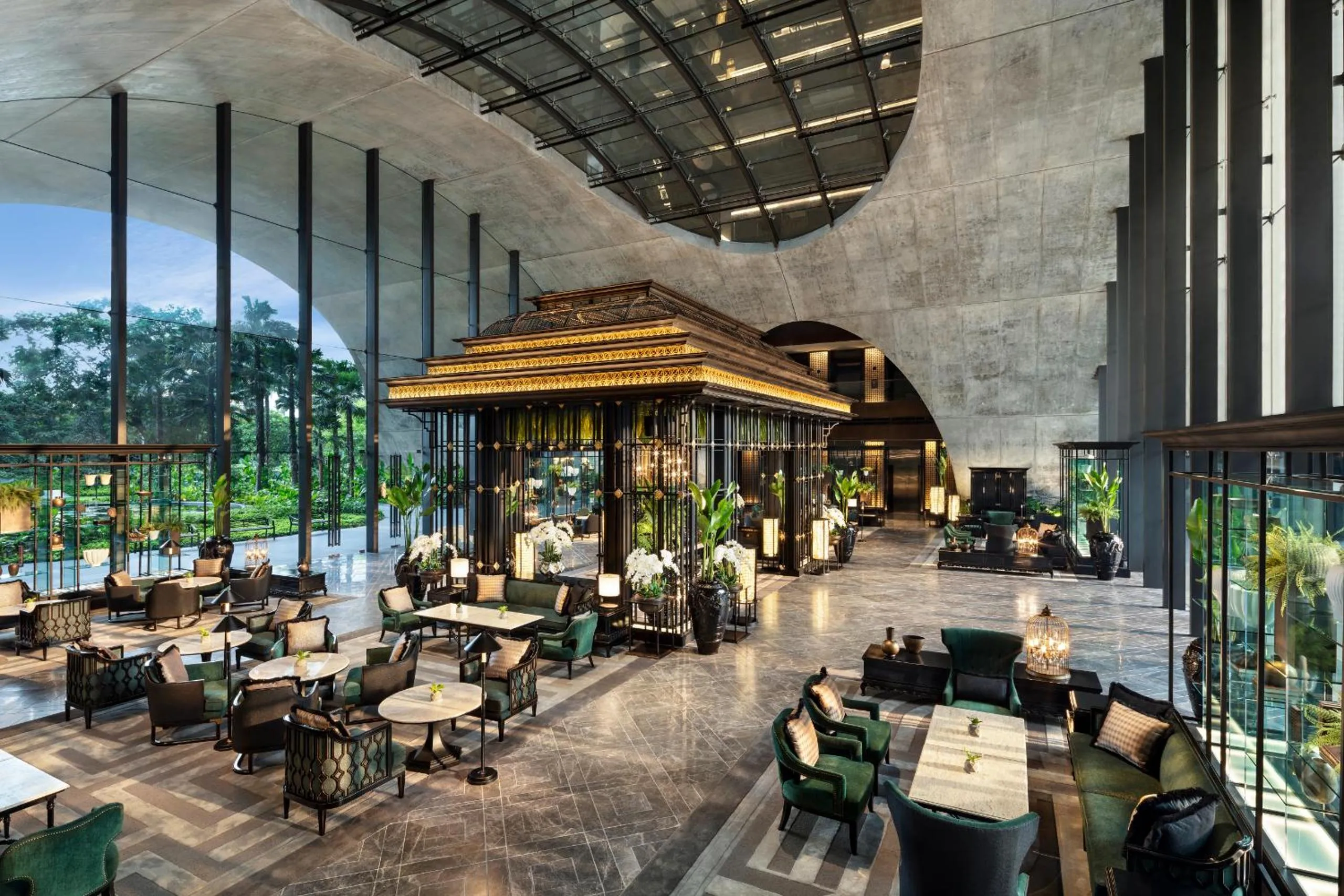 Restaurant/places to eat in Sindhorn Kempinski Hotel Bangkok
