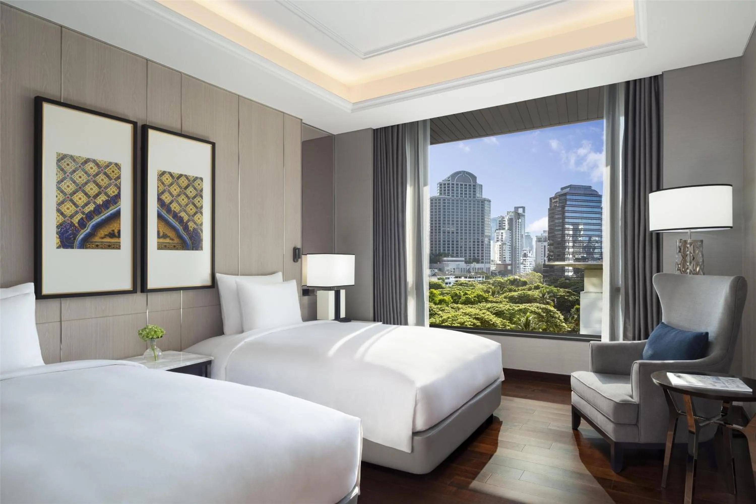 Photo of the whole room, Bed in Sindhorn Kempinski Hotel Bangkok