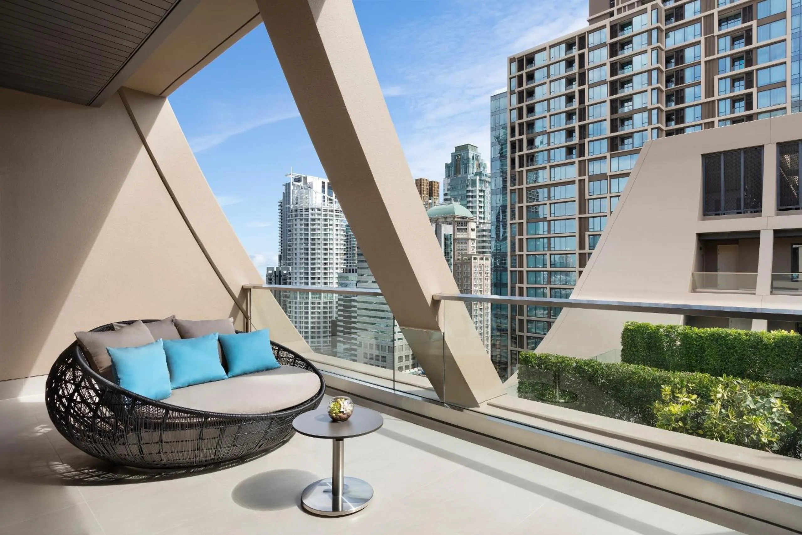 Balcony/Terrace in Sindhorn Kempinski Hotel Bangkok