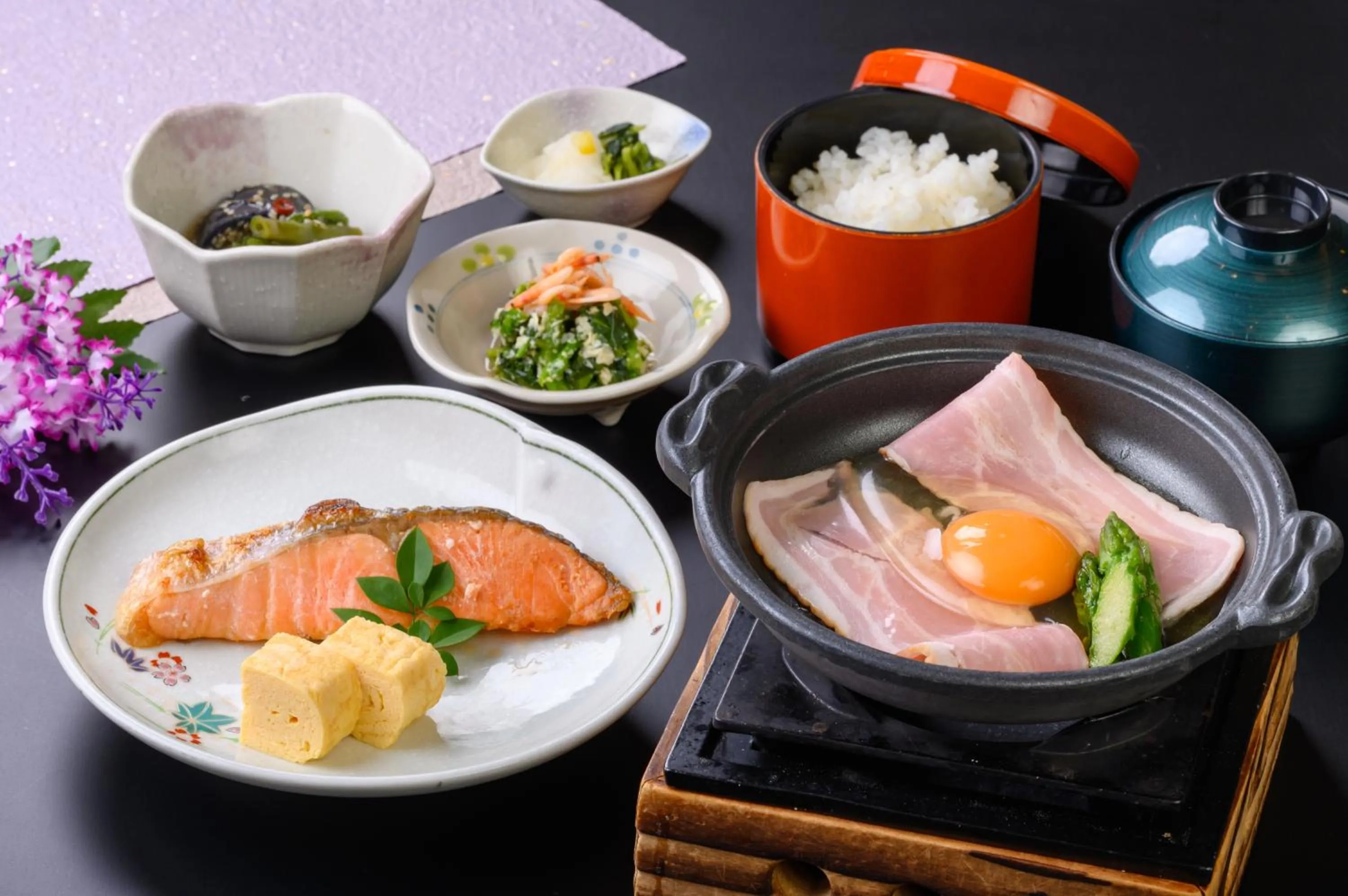 Breakfast in Kuwana Green Hotel