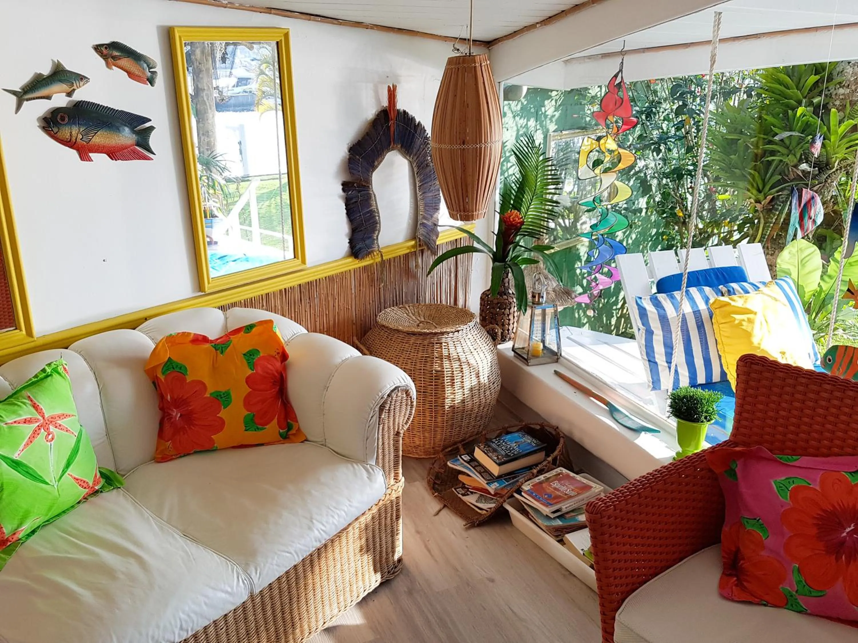 Communal lounge/ TV room in Pousada Mestre Augusto