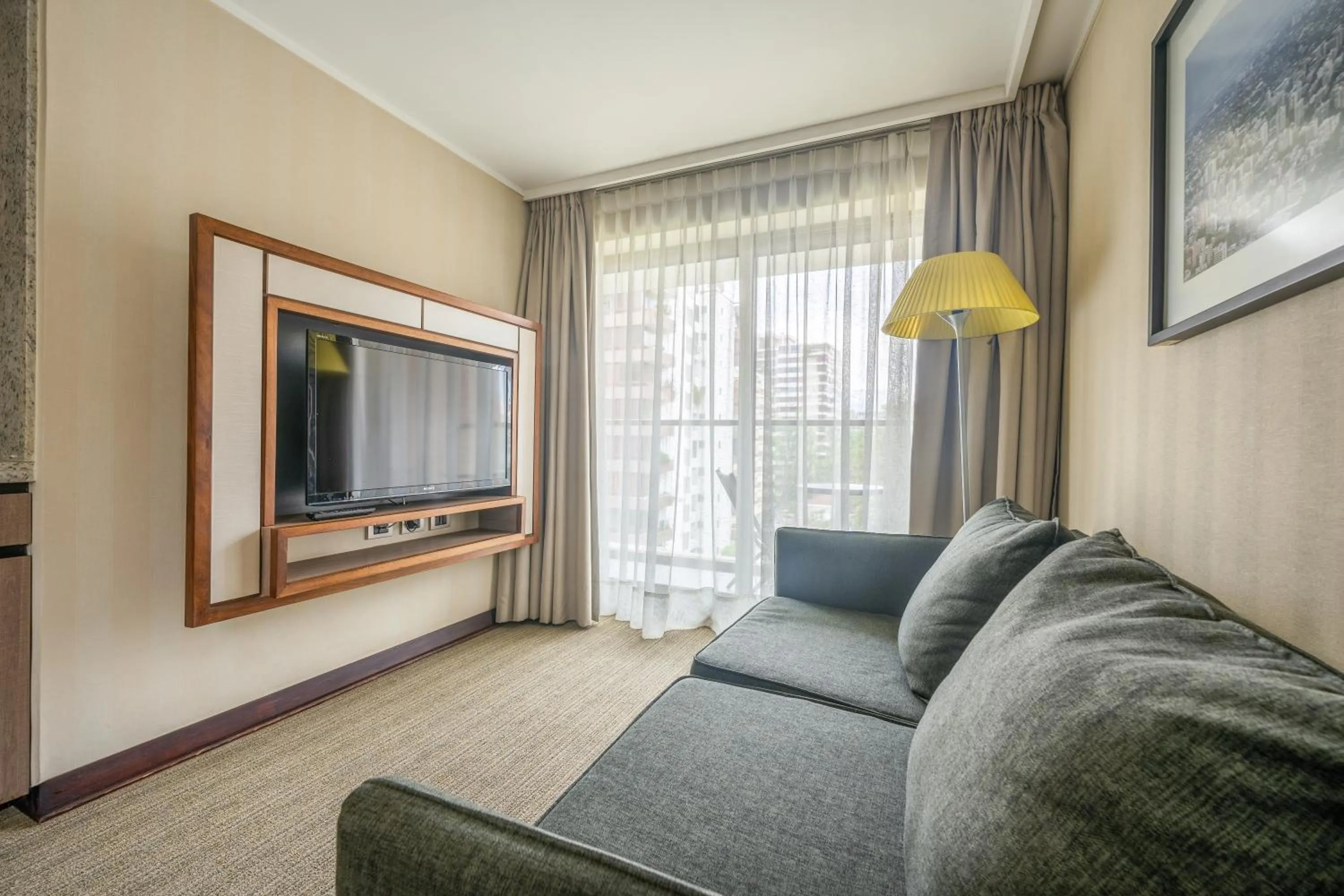 Area and facilities in abba Presidente Suites Santiago