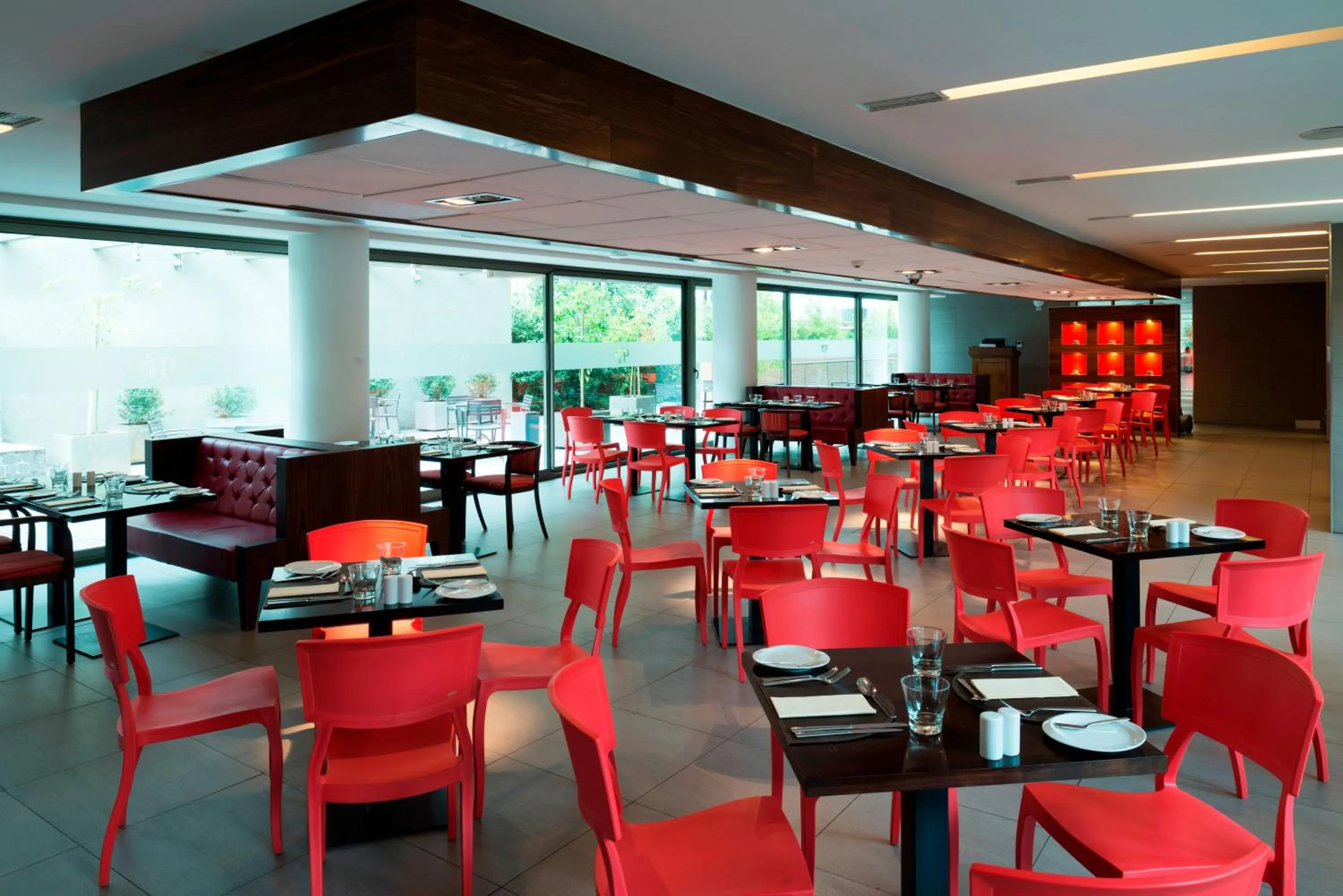 Restaurant/places to eat in abba Presidente Suites Santiago