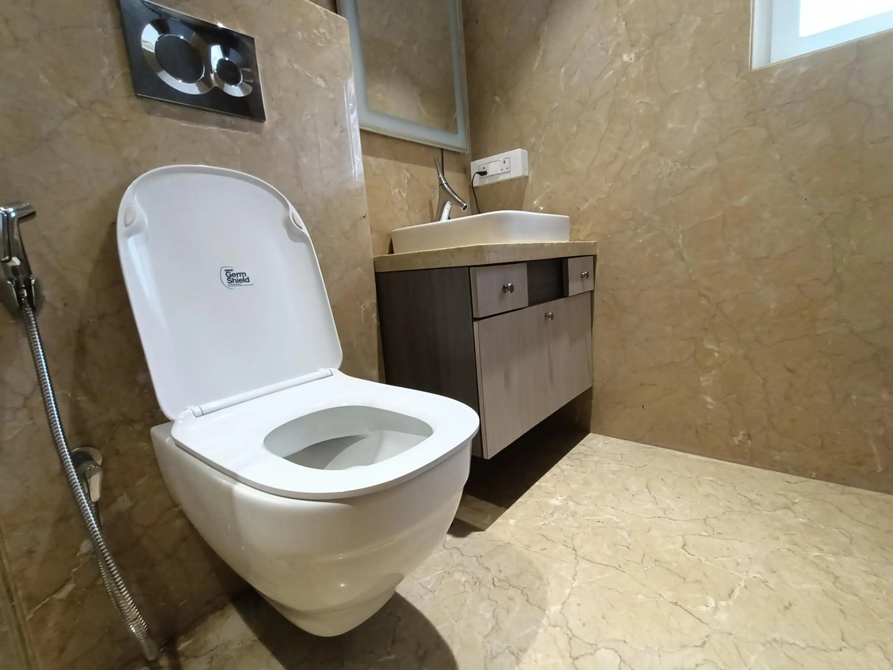 Shower in Hotel Highway Inn Andheri East