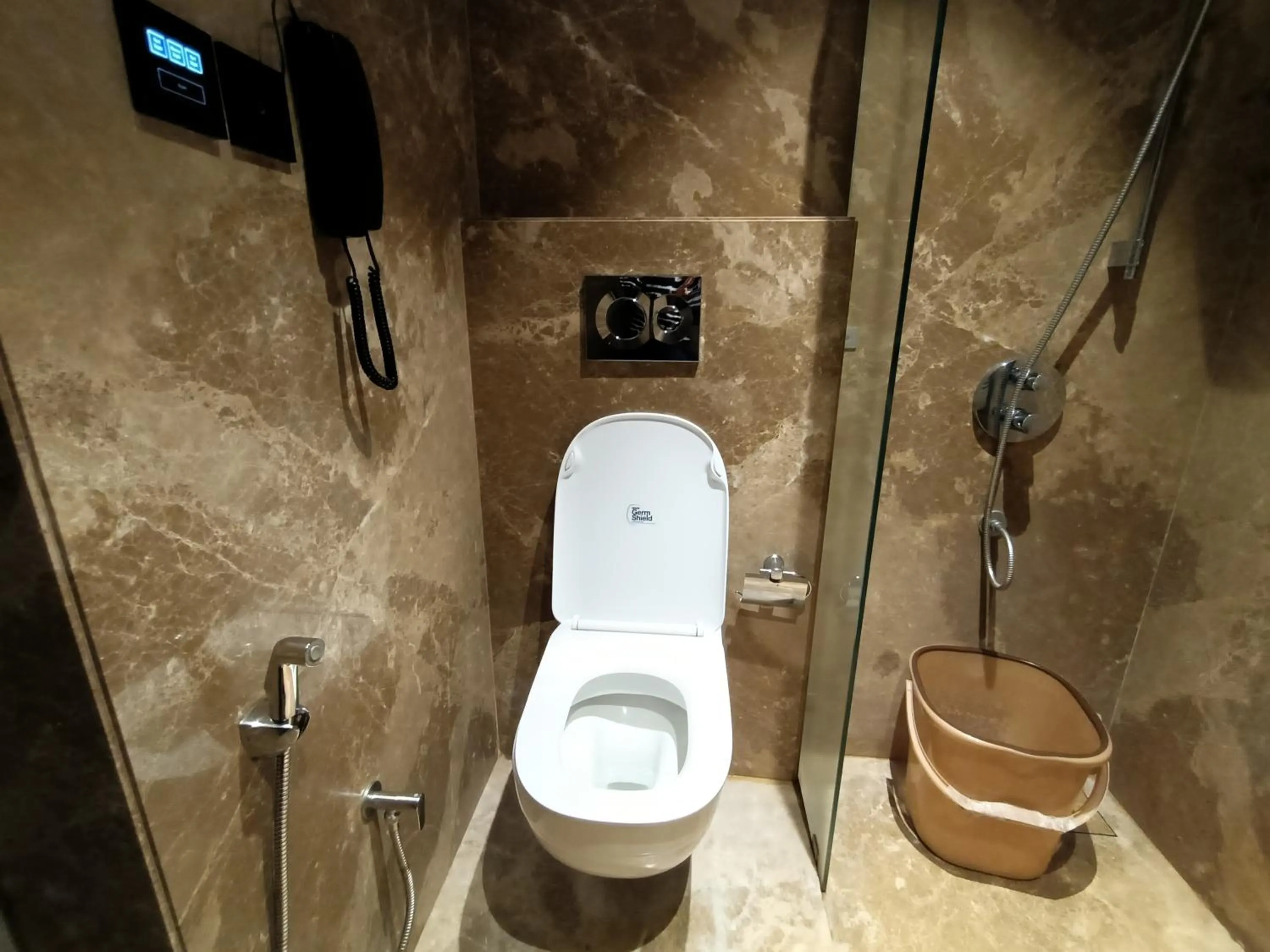 Shower in Hotel Highway Inn Andheri East