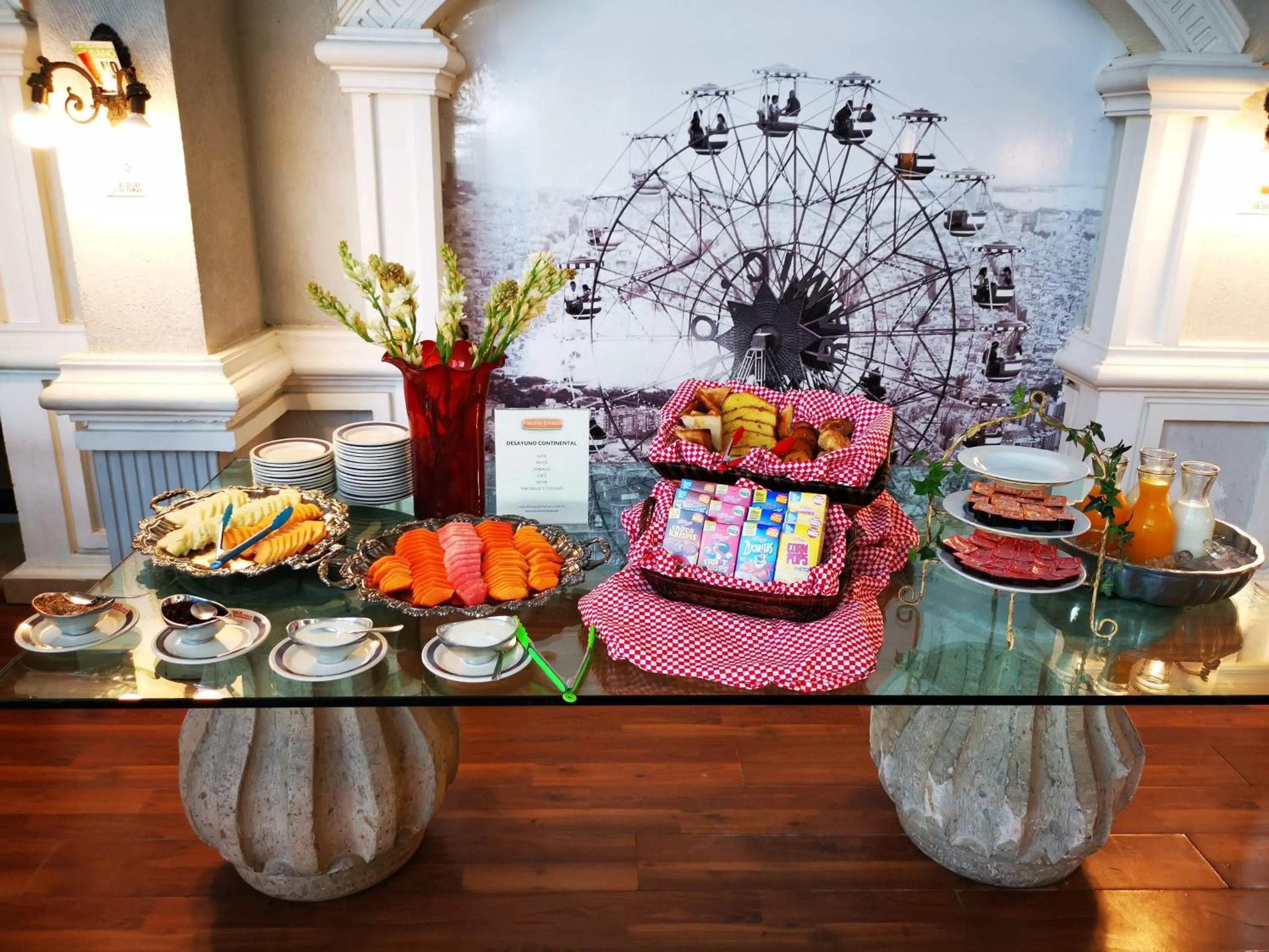 Breakfast in Paraíso Express