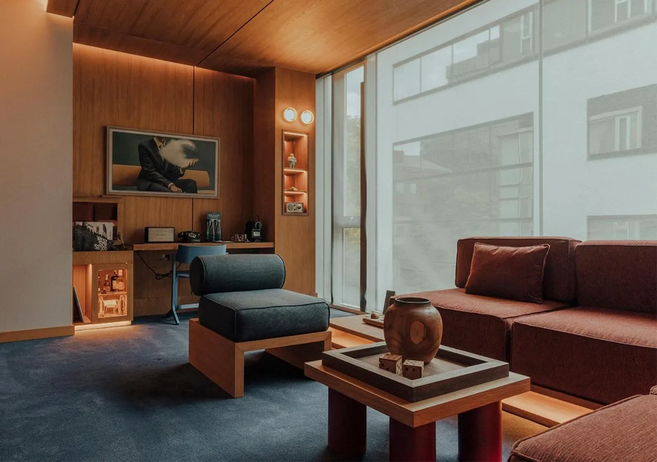 Living room in The Click Clack Hotel Bogotá