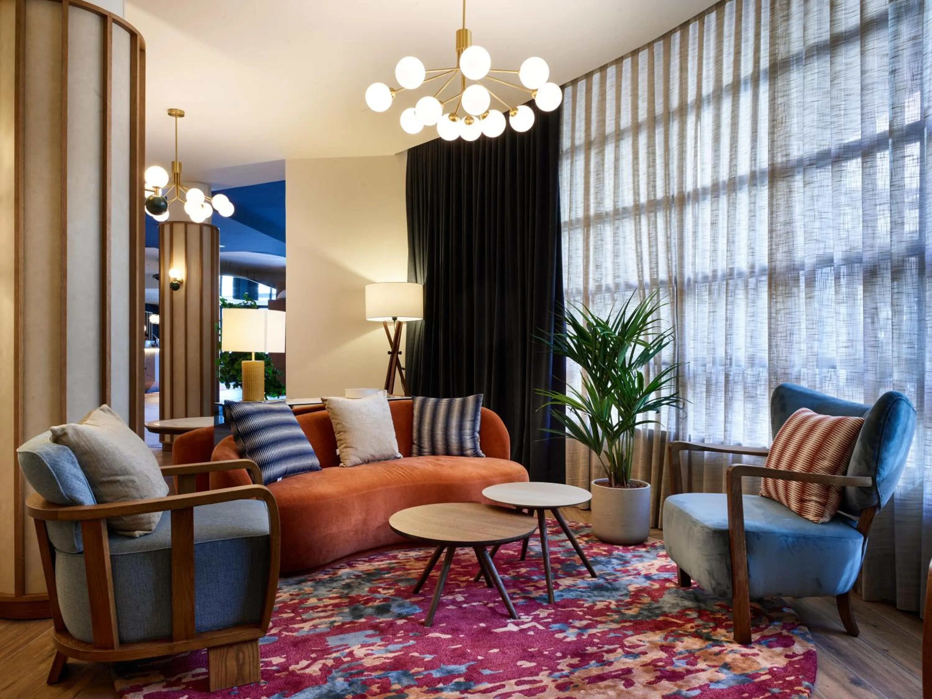 Lobby or reception in Radisson Blu Hotel Marseille Vieux Port