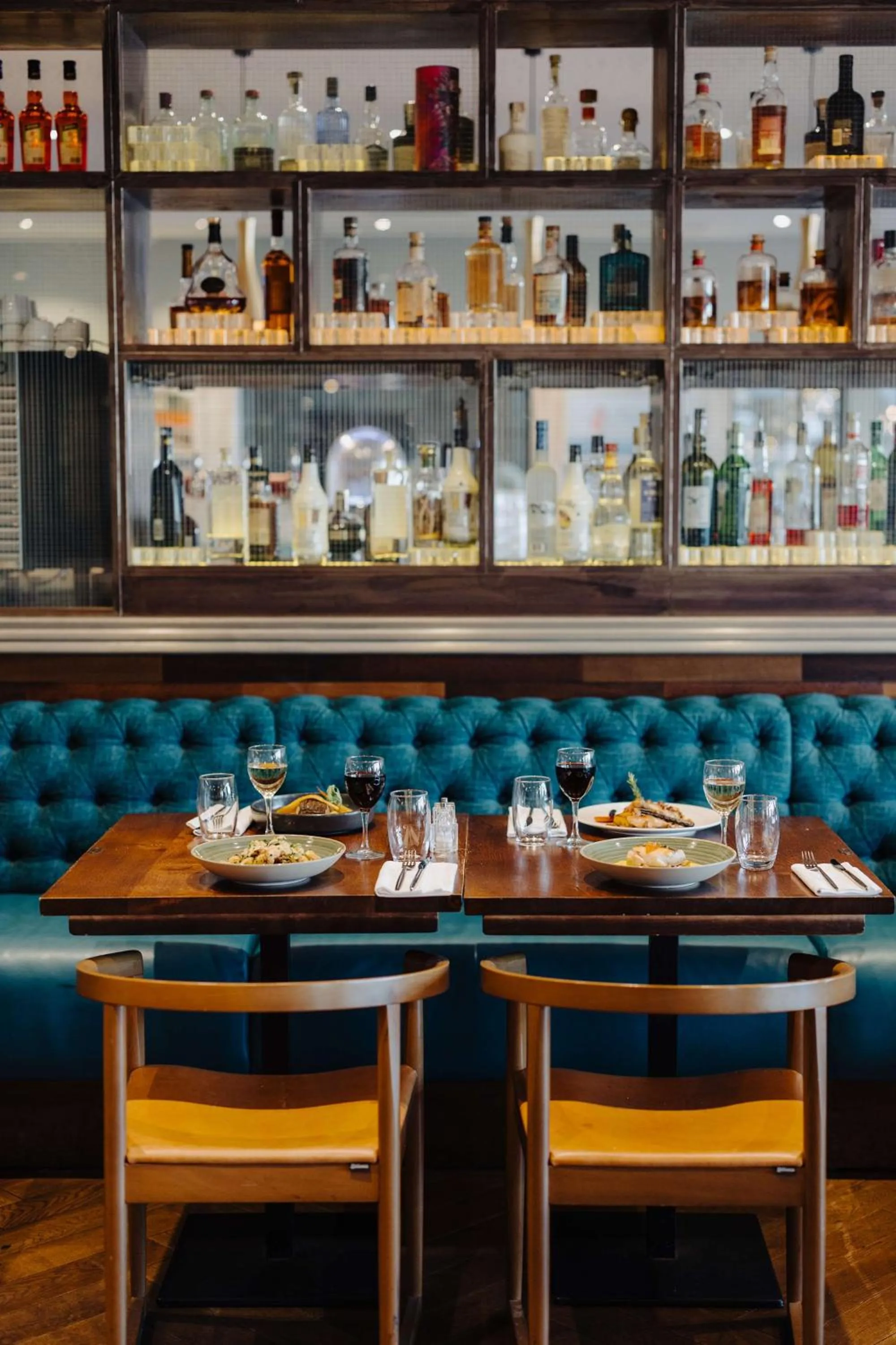 Restaurant/places to eat in Radisson Blu Hotel Marseille Vieux Port