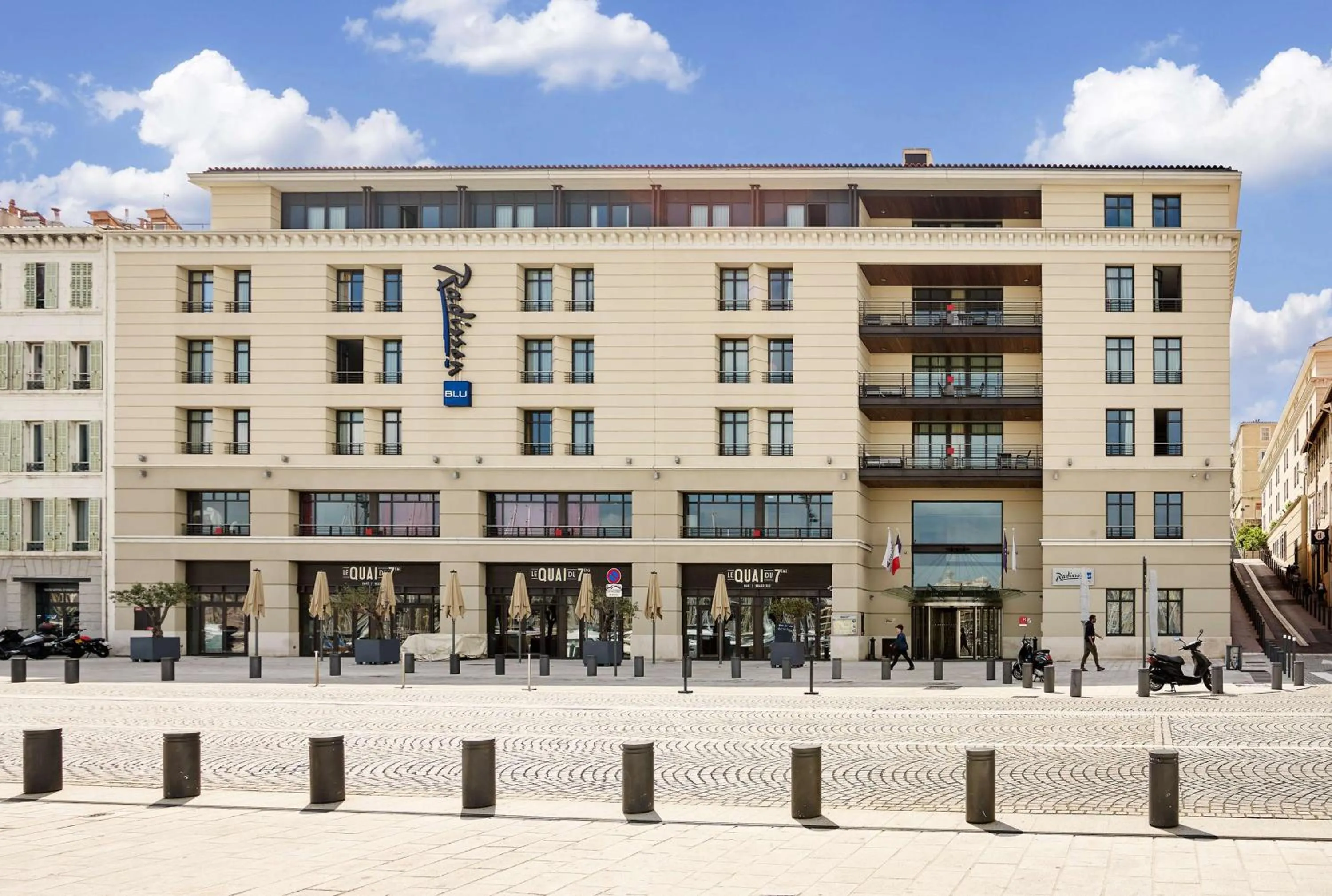Property building in Radisson Blu Hotel Marseille Vieux Port