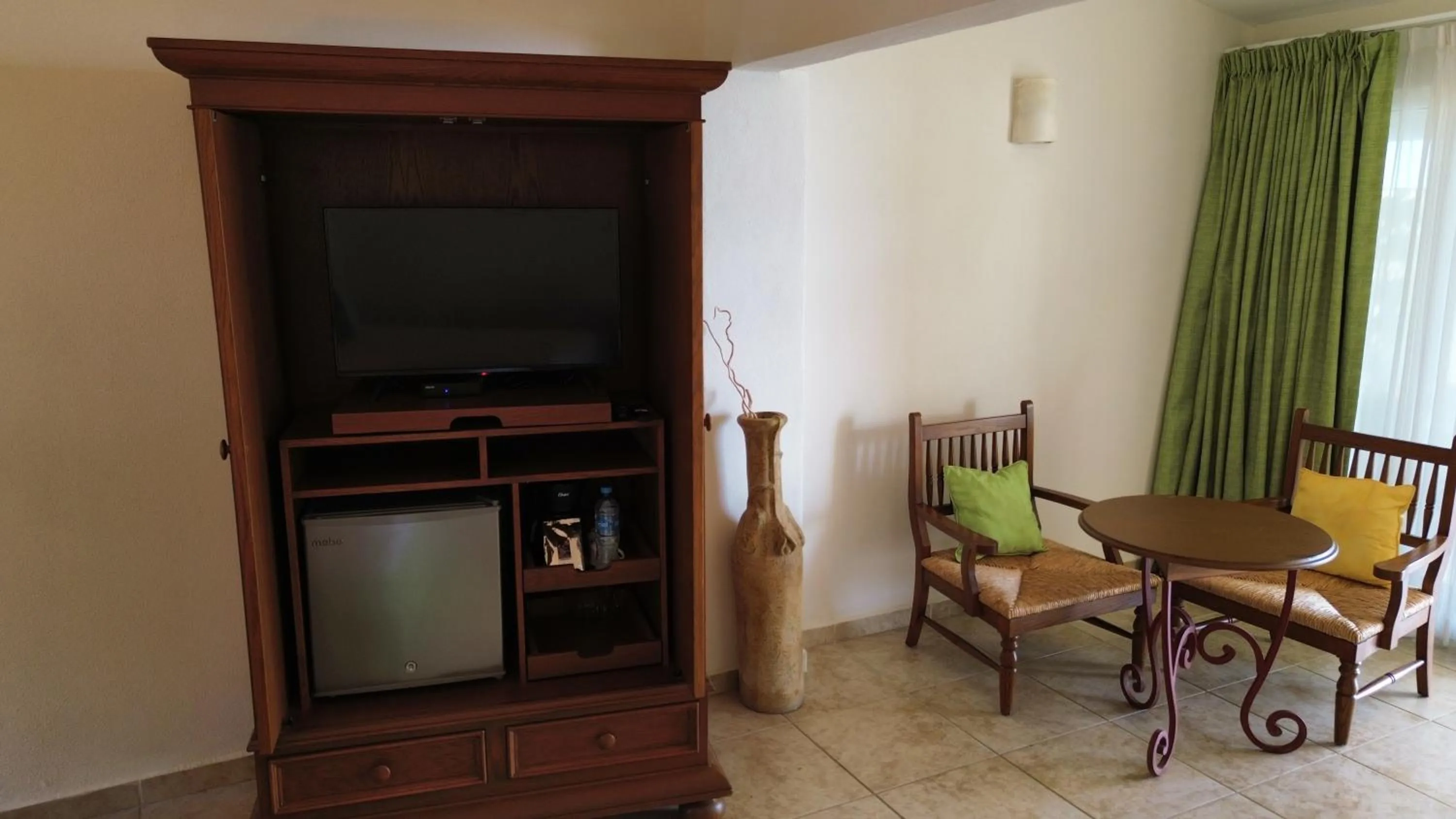 room service in Punta Pescadero Paradise Hotel & Villas