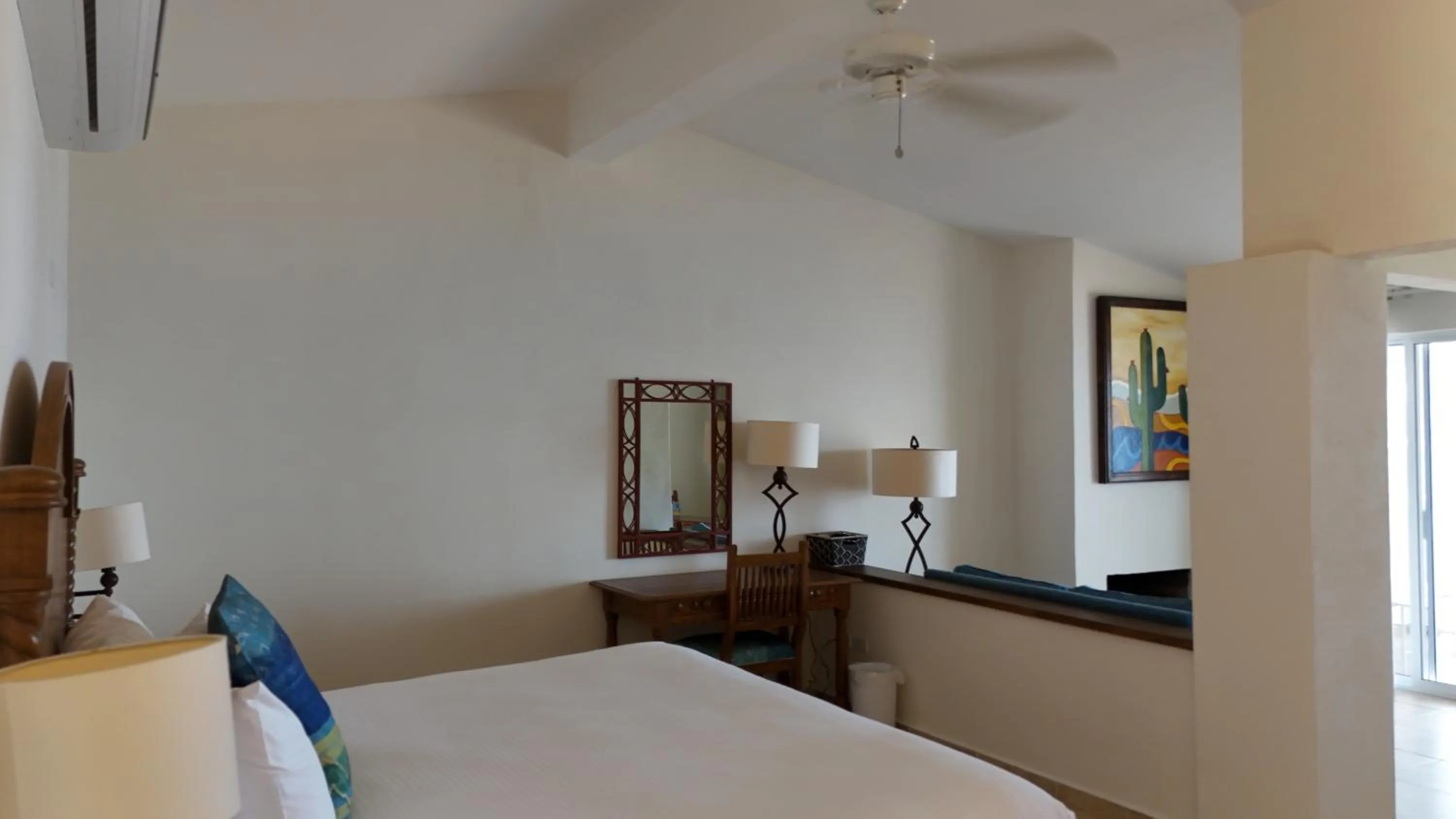 Bed in Punta Pescadero Paradise Hotel & Villas