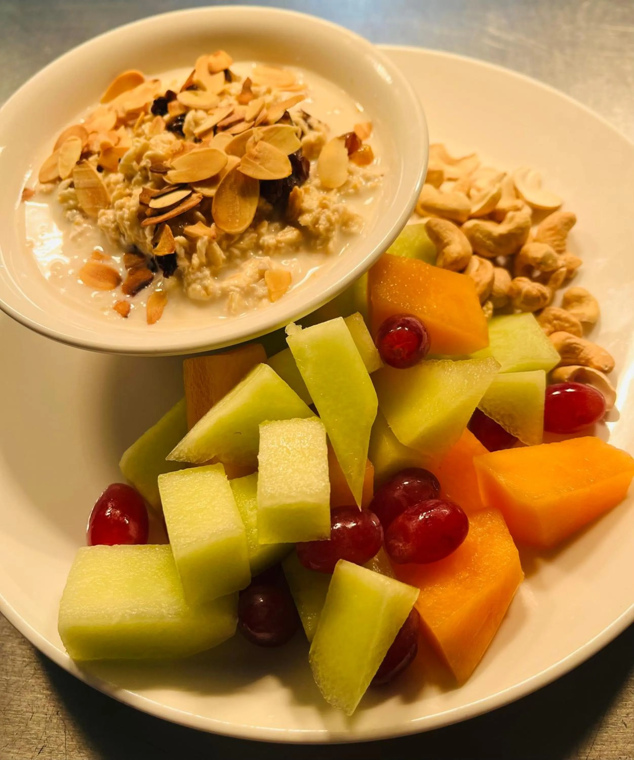 Breakfast in Pavilion Hotel Wagga Wagga