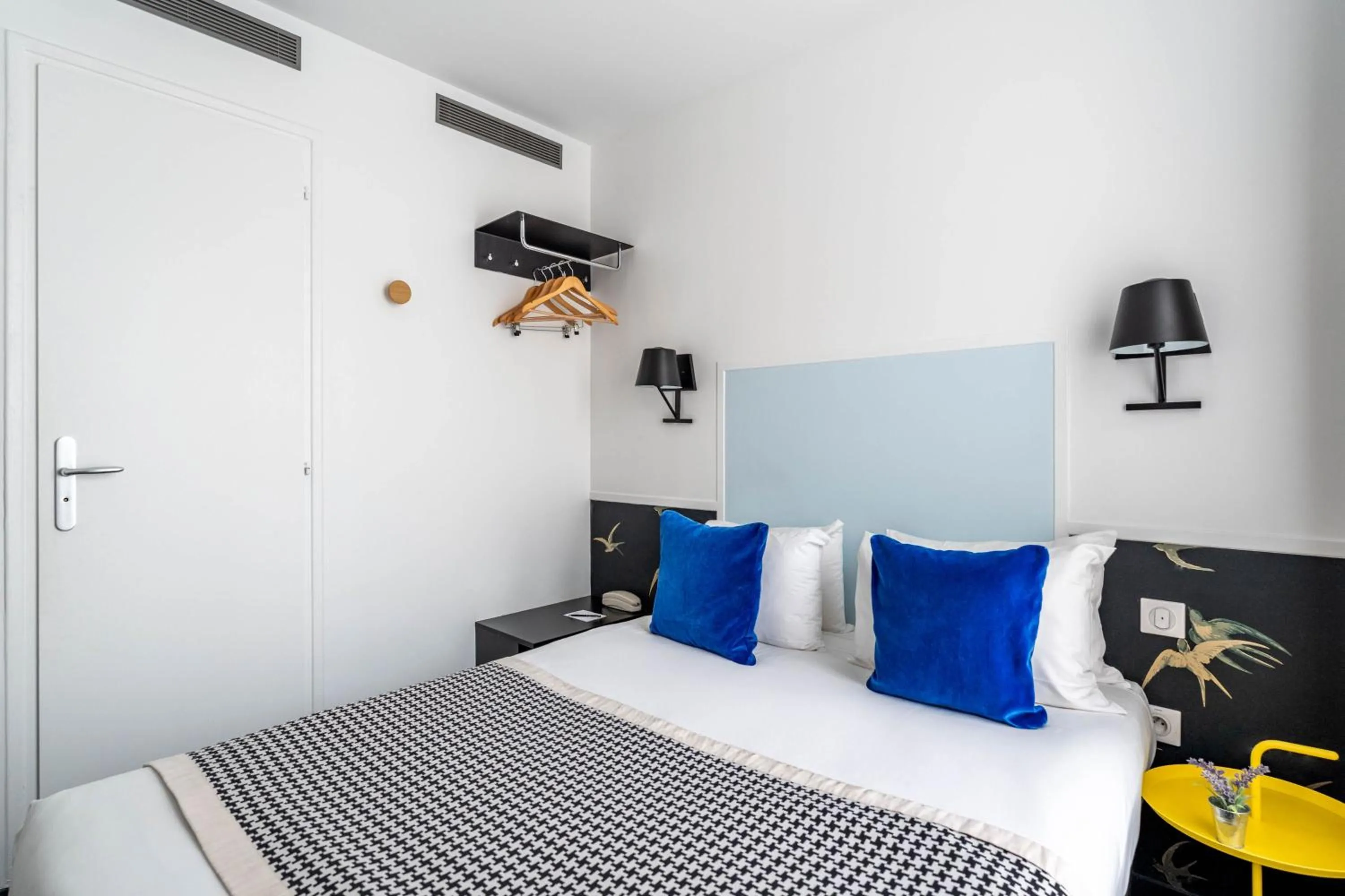 Bedroom, Bed in Hotel George - Astotel