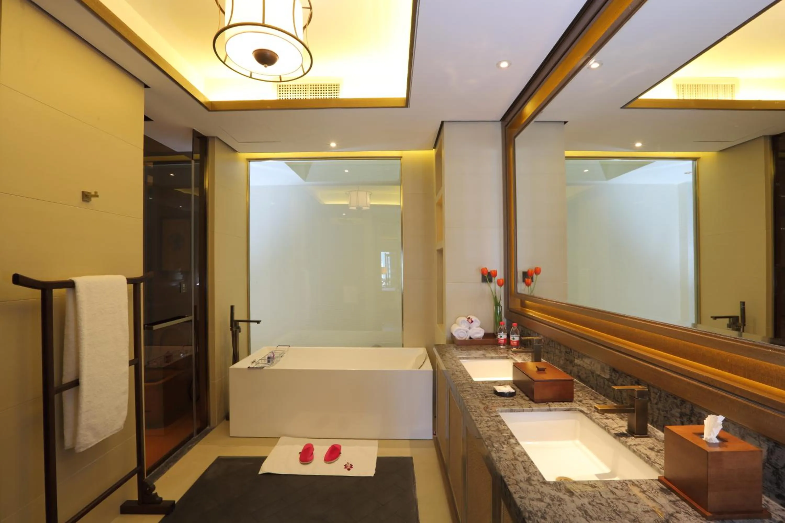 Bathroom in S&N Zhejiang LinHai International Hotel