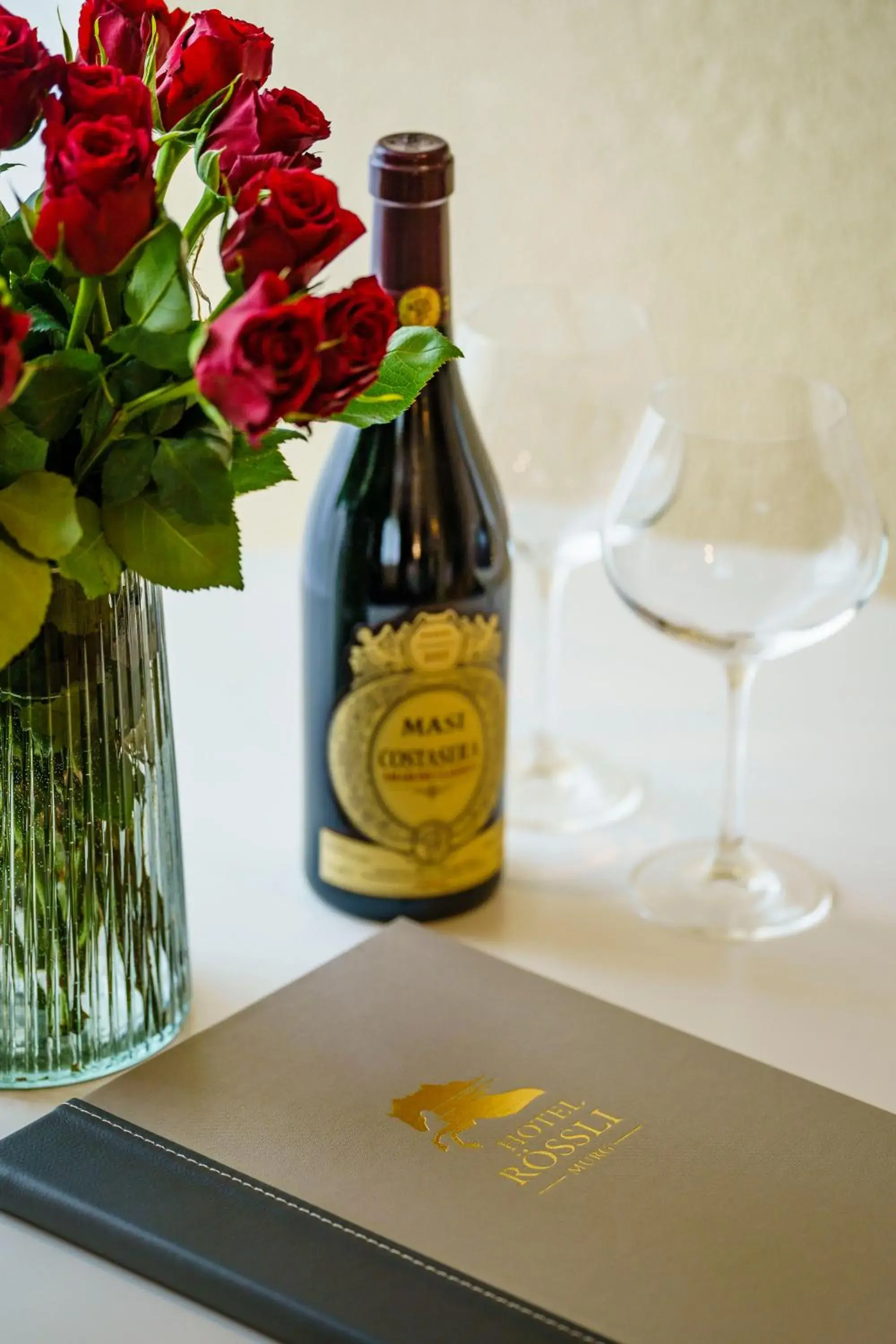 Twin Room with Bathroom in Seeblick SMART Hotel Rössli Twin Room with Bathroom in Seeblick SMART Hotel Rössli