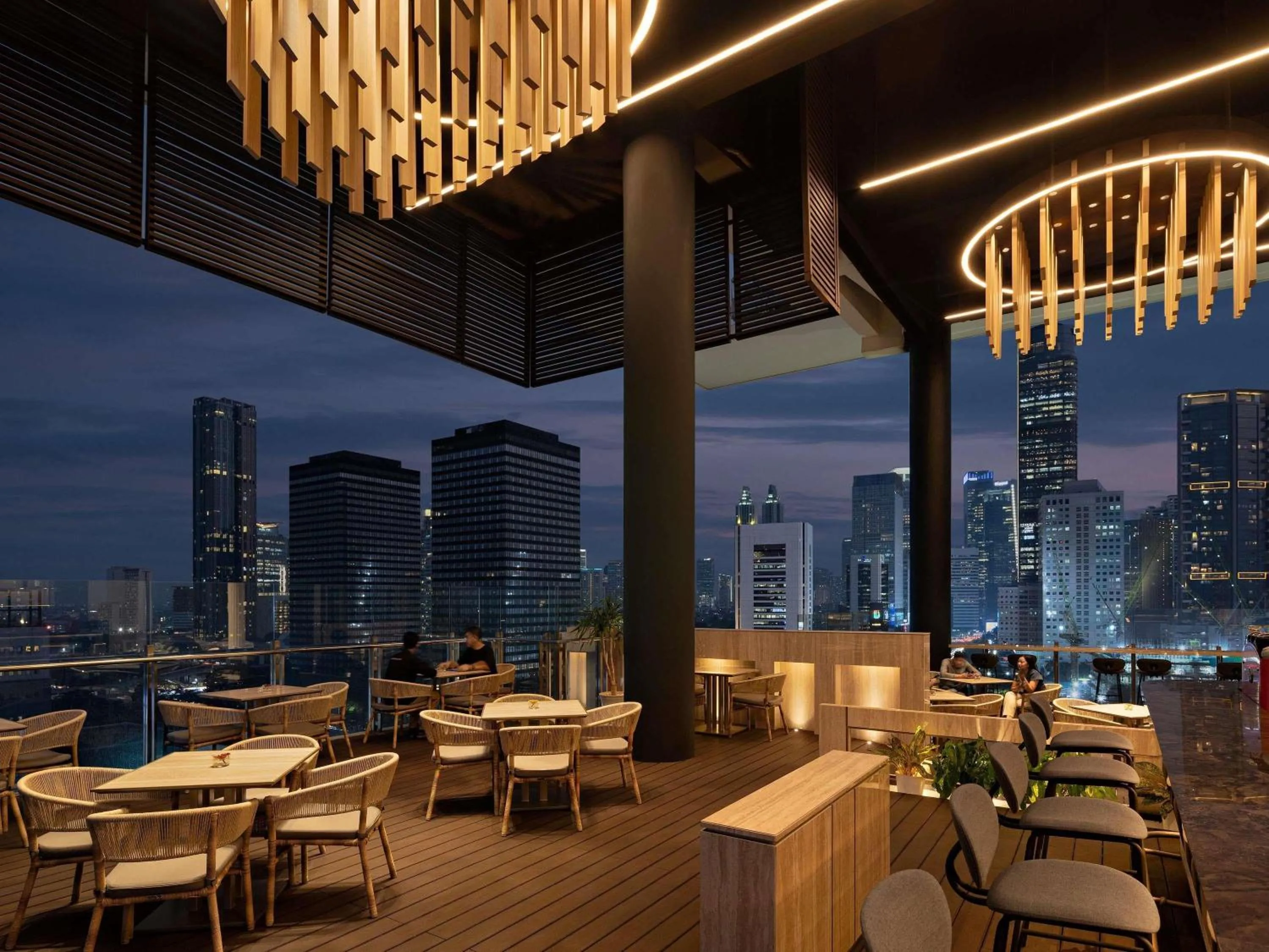 Restaurant/places to eat in All Seasons Jakarta Thamrin