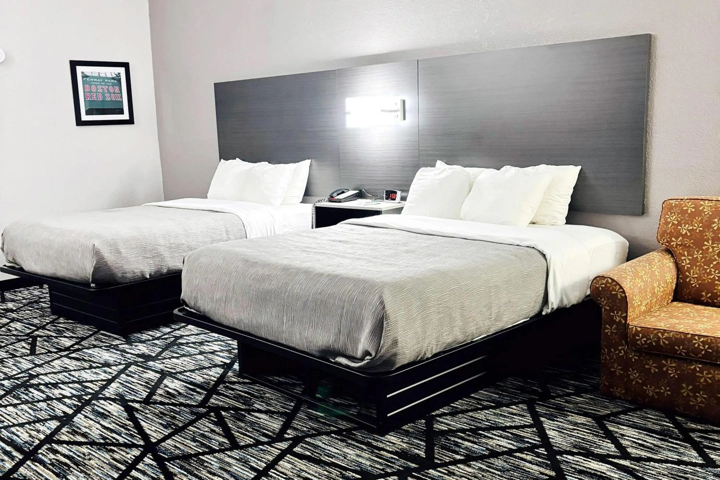 Bedroom, Bed in Quality Inn Raynham - Taunton