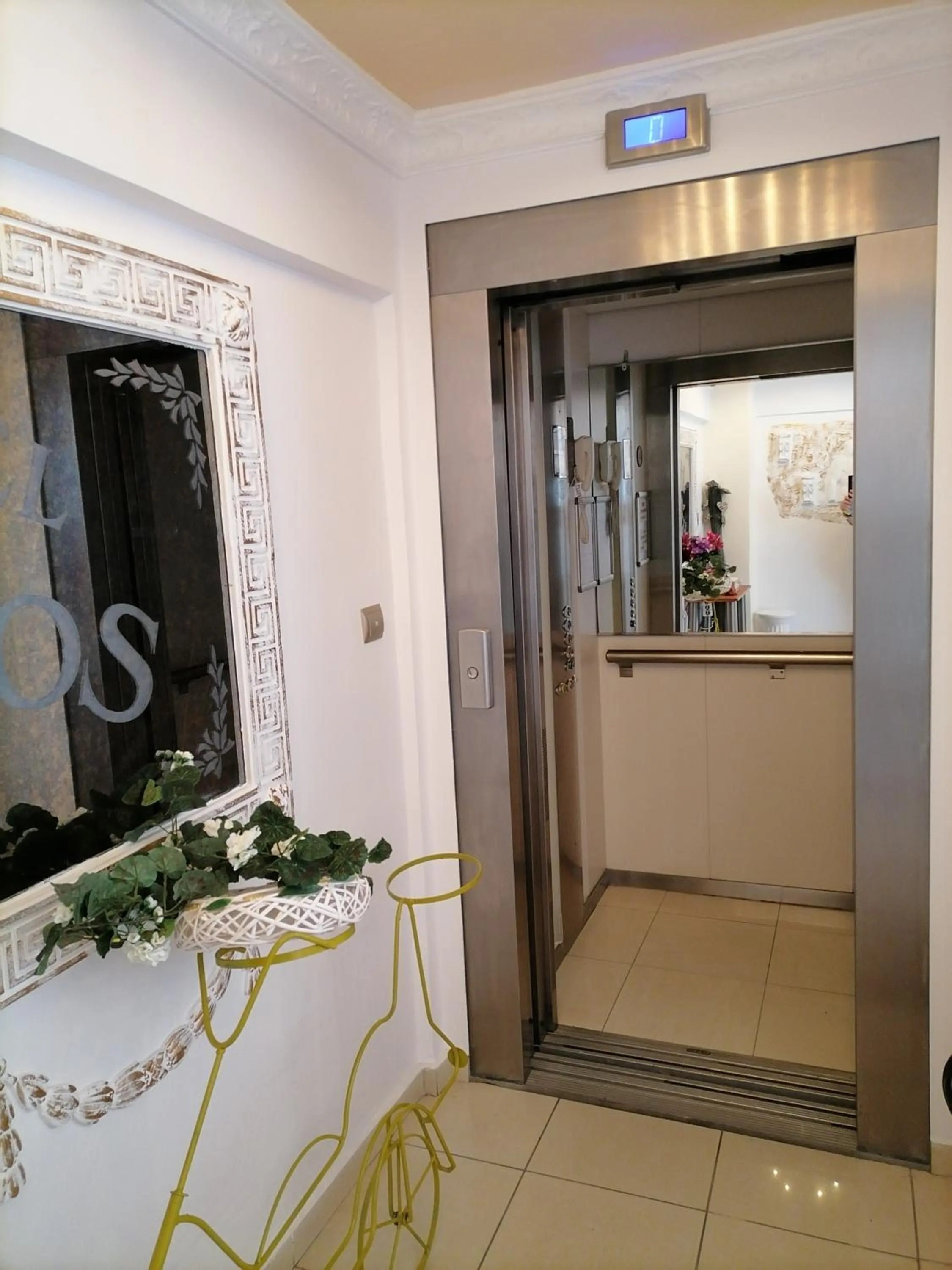 Lobby or reception in Hotel Exarhos