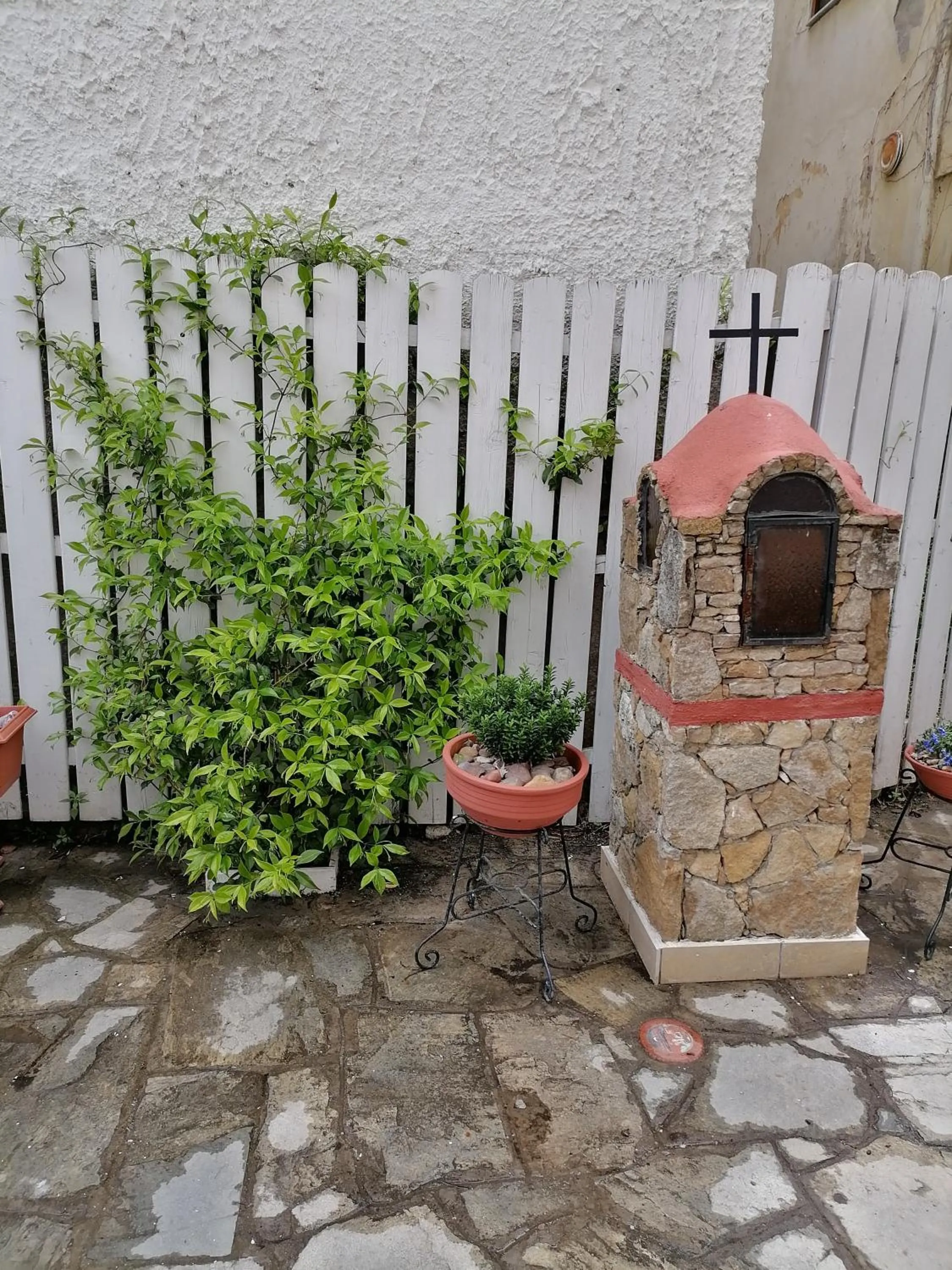 Patio in Hotel Exarhos