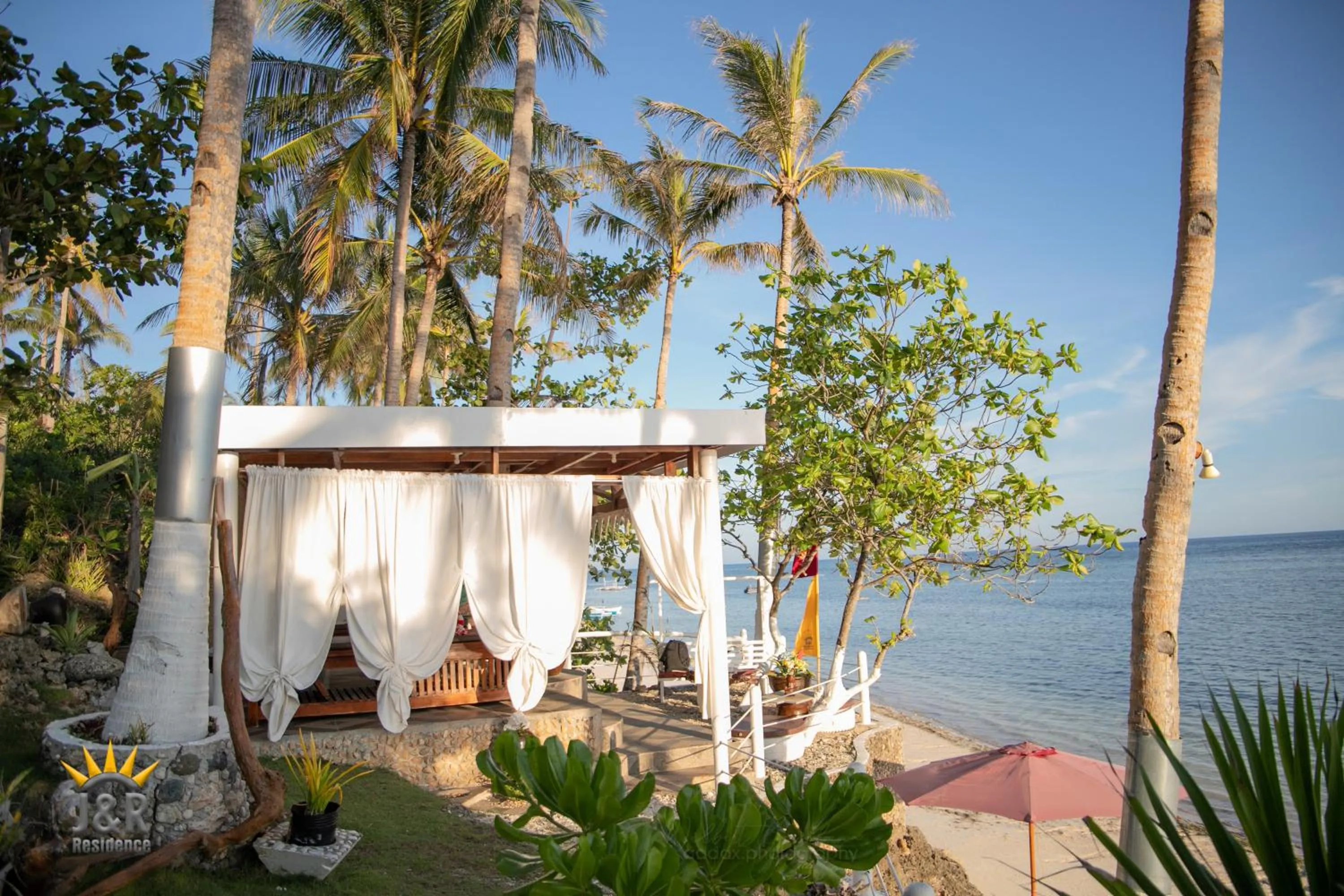 Massage in J&R Residence