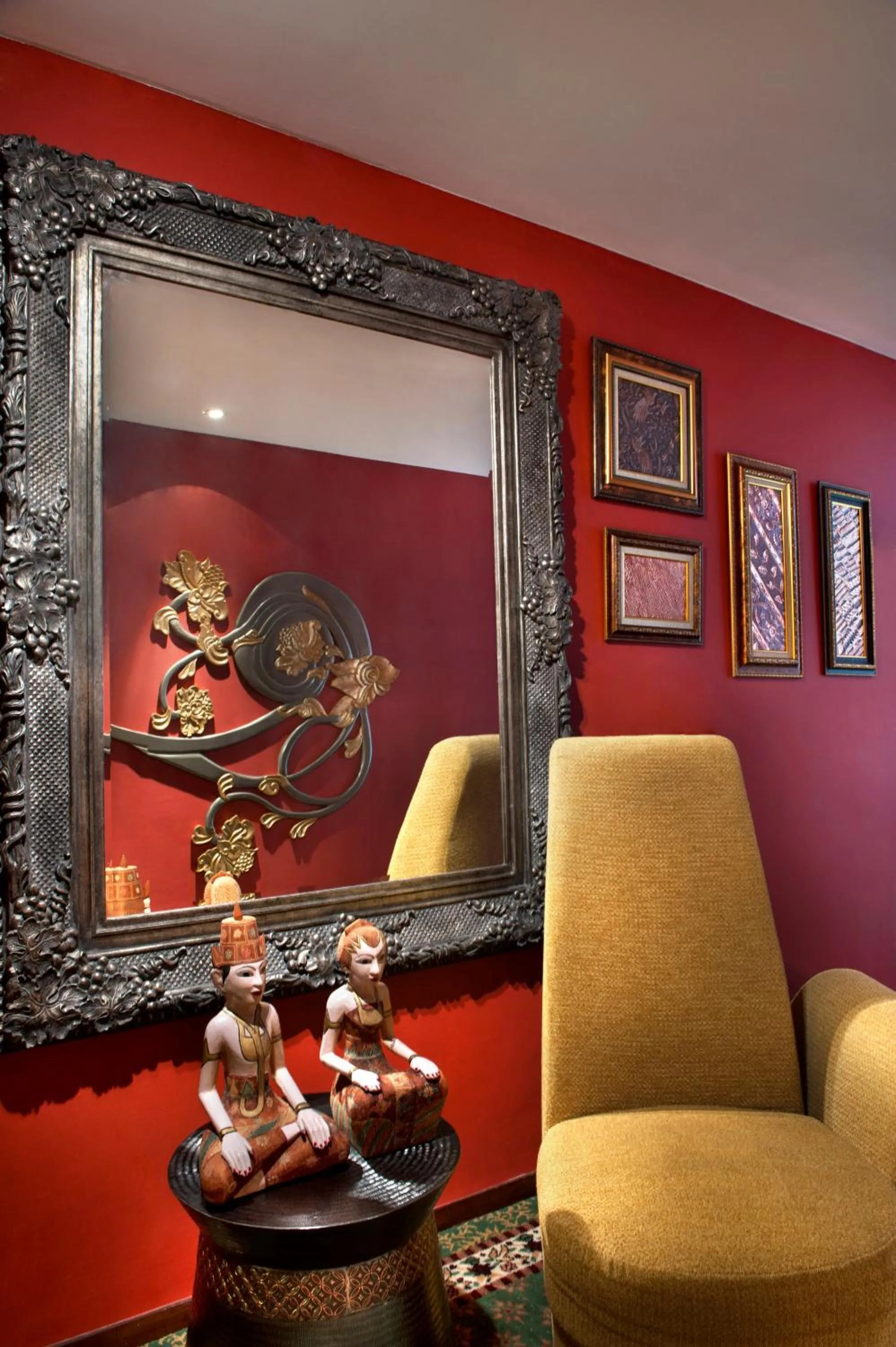 Decorative detail in The Royal Surakarta Heritage - Handwritten Collection