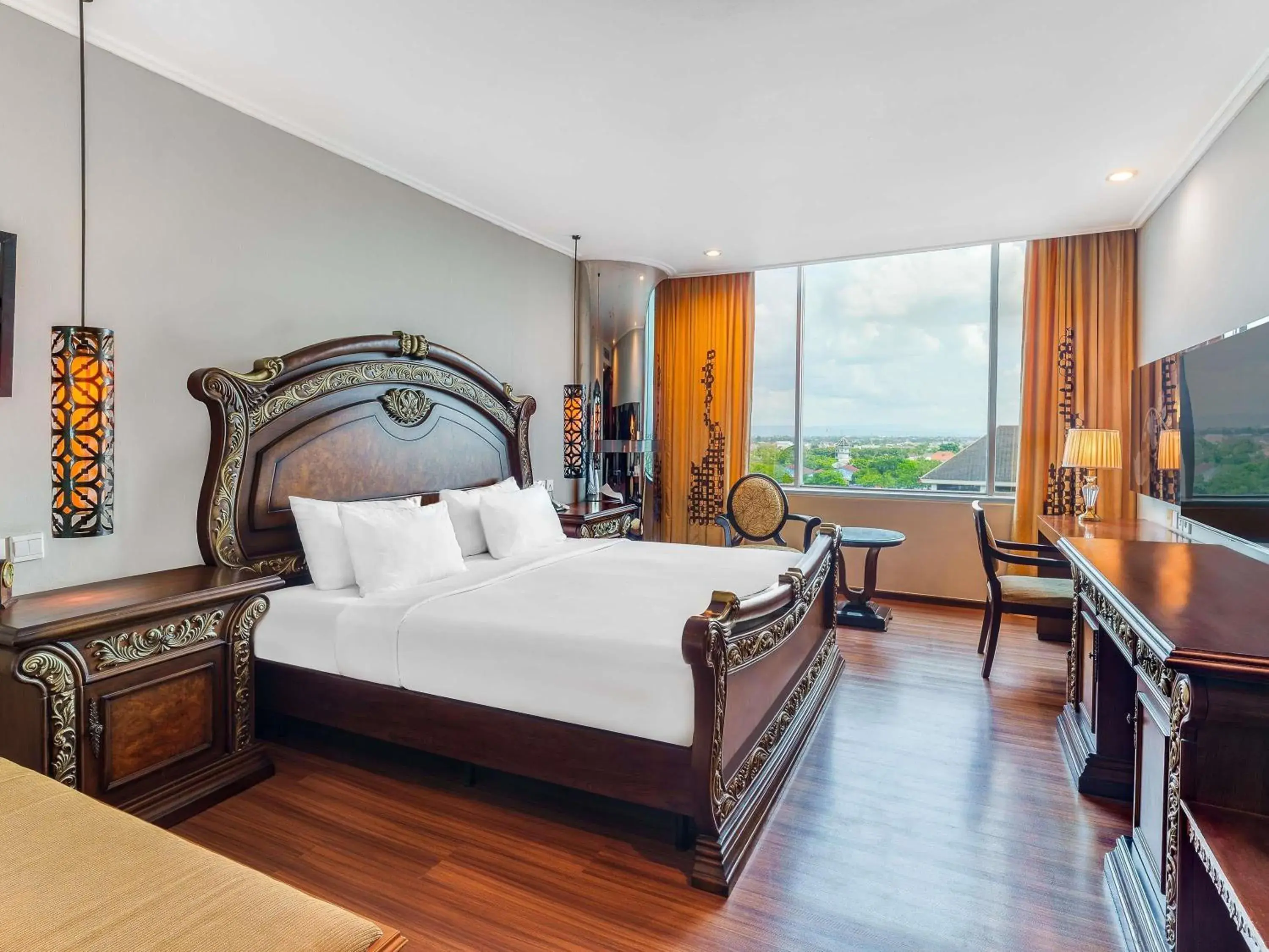 Deluxe Double Room in The Royal Surakarta Heritage - Handwritten Collection Deluxe Double Room in The Royal Surakarta Heritage - Handwritten Collection