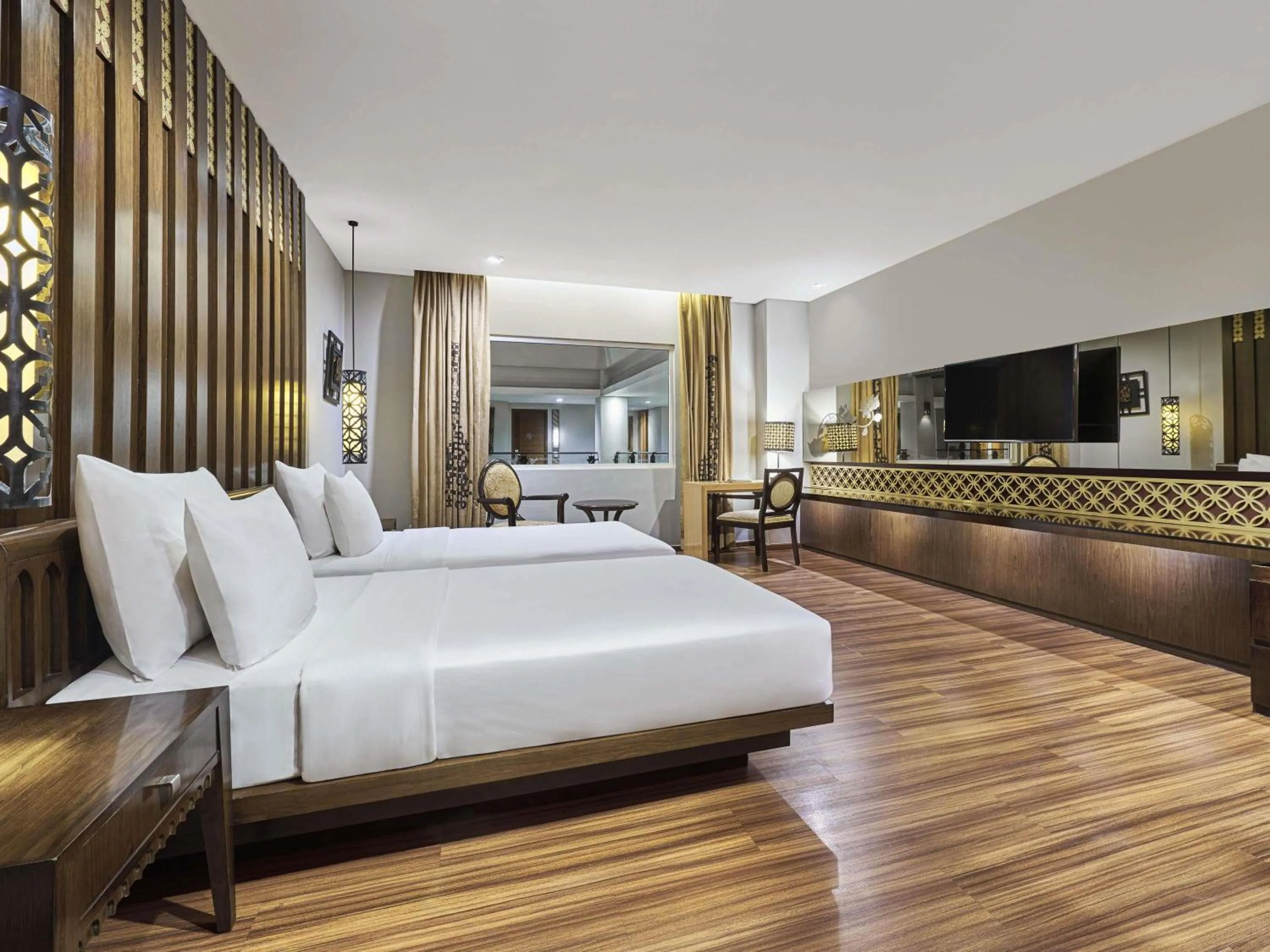 Executive Twin Room in The Royal Surakarta Heritage - Handwritten Collection