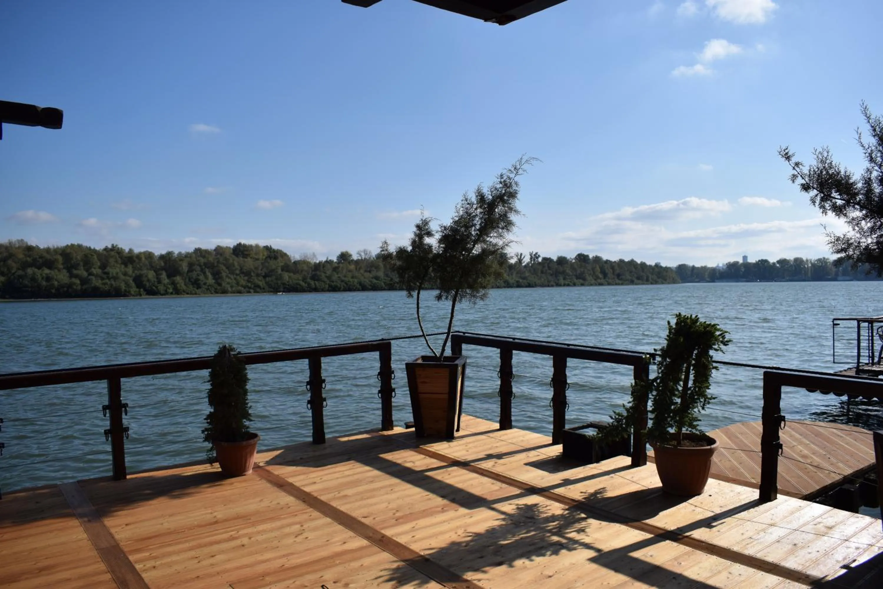 Natural landscape in Bahus Inn