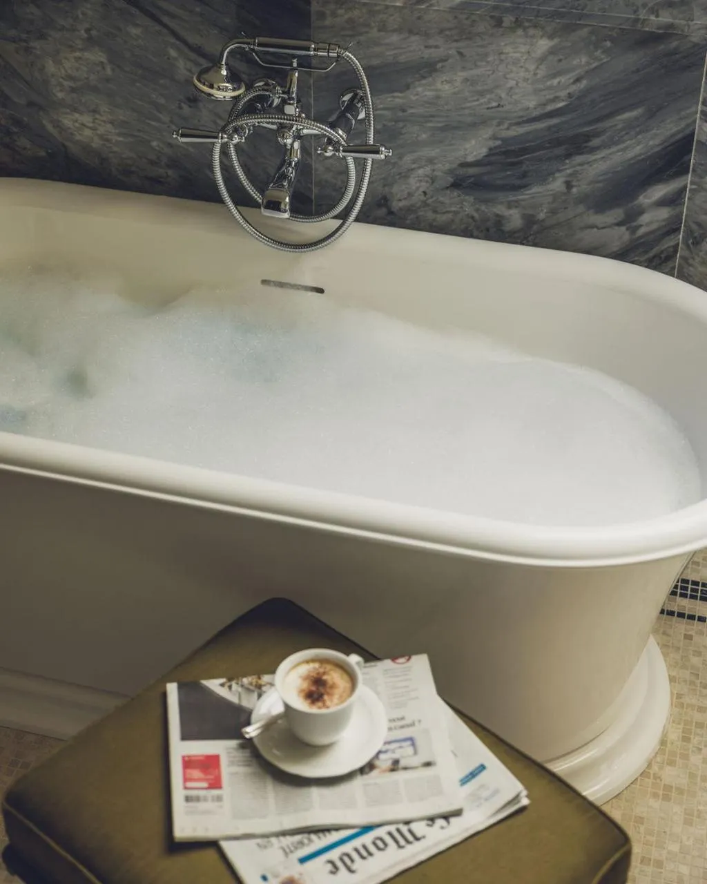 Bathroom in Hôtel Balzac Paris & Spa Ikoï